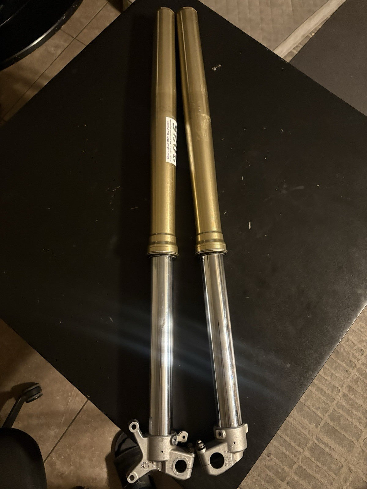 2004 - 2008 2006 Honda CRF250r OEM SHOWA FRONT FORKS SHOCKS DAMPENERS SUSPENSION