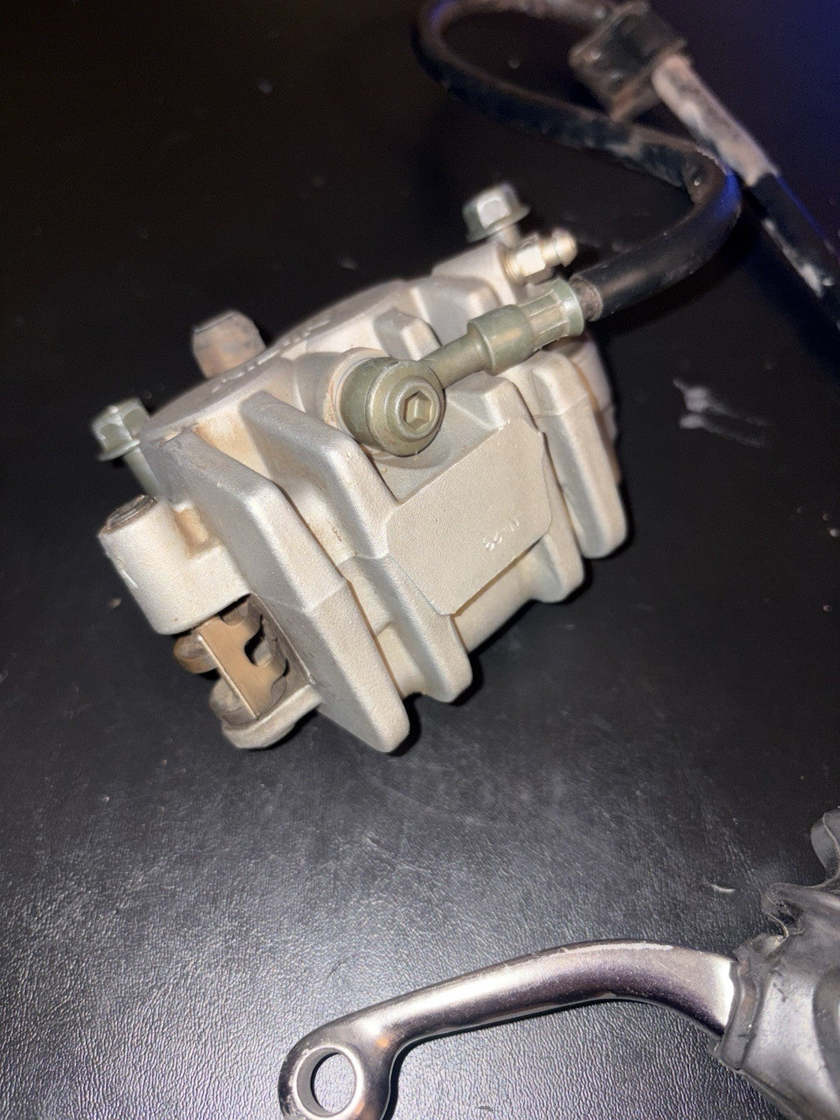 2003 2004 Yamaha YZ450F OEM FRONT BRAKE CALIPER MASTER CYLINDER ASSEMBLY ASV