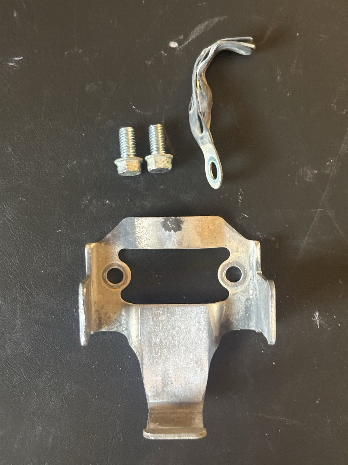 2000 Honda Cr250r OEM Cdi Ecu Black Box Mount Hanger Bracket