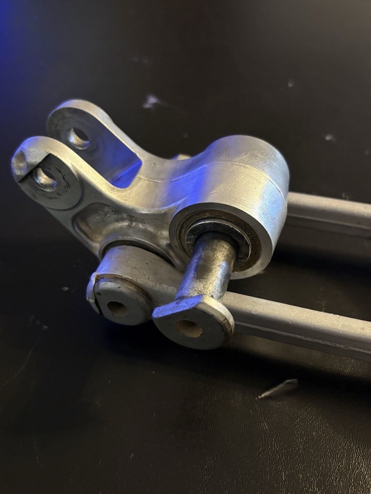 2018 YAMAHA YZ450F OEM REAR SHOCK LINKAGE PIVIOT DOG BONE COLLAR LINKS HARDWARE