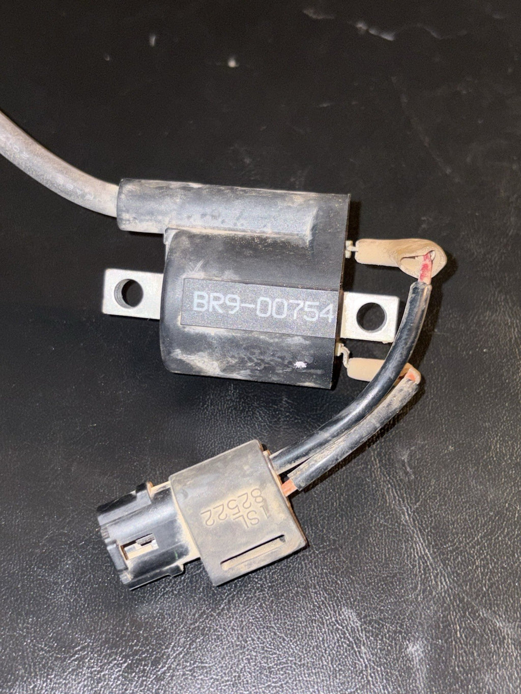 2018 Yamaha YZ450F Ignition Coil OEM Spark Plug Boot Cap Wire