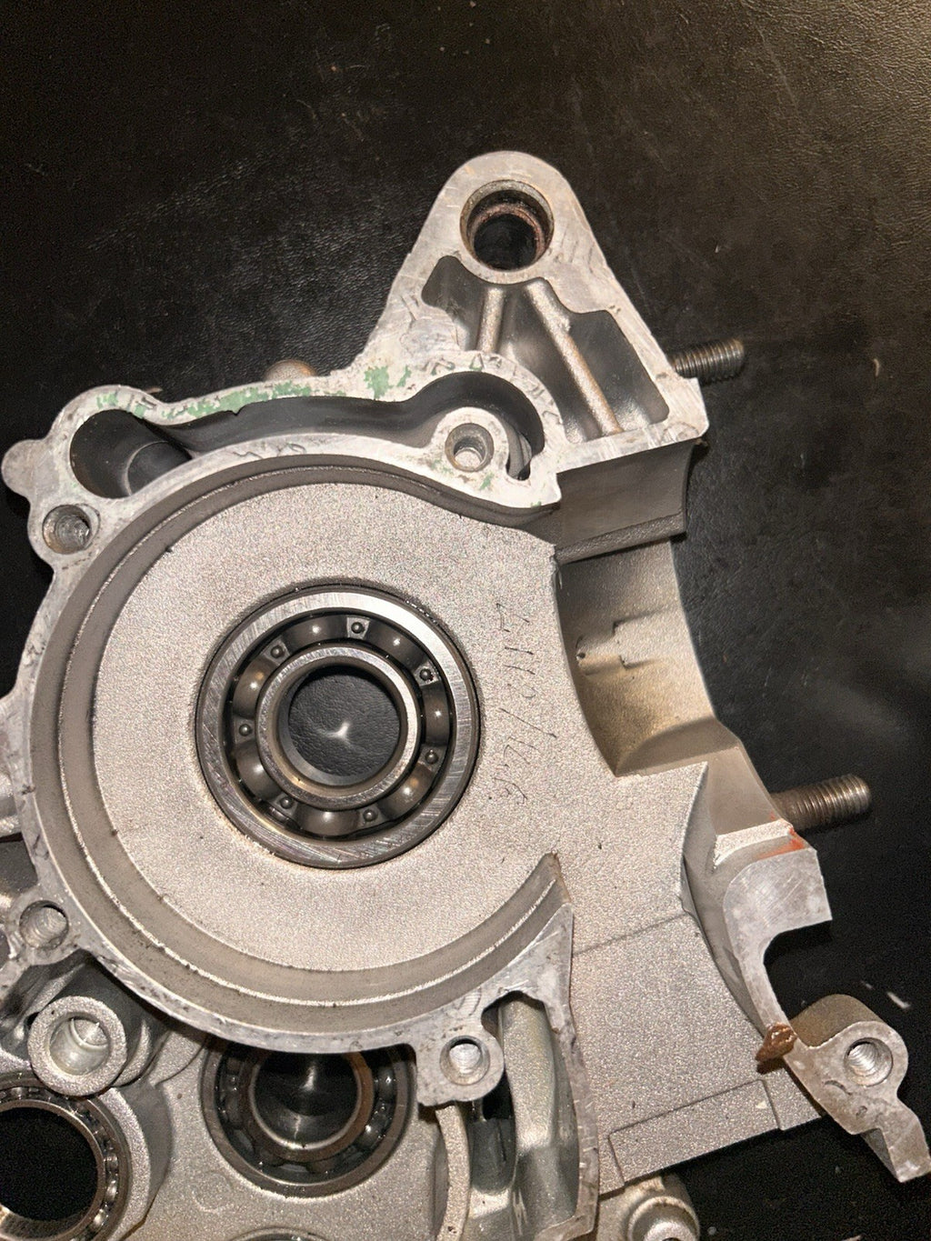 2013 - 2017 KTM Sx85 85 SX Oem Left Right Engine Crankcase Cases Block Bottom