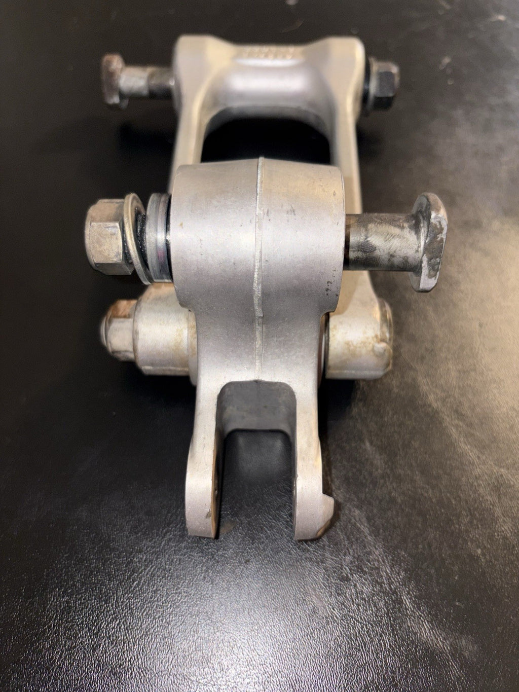 2015 Yamaha YZ250F OEM Rear Shock Suspension Linkage Links Relay Arm Piviot Bone