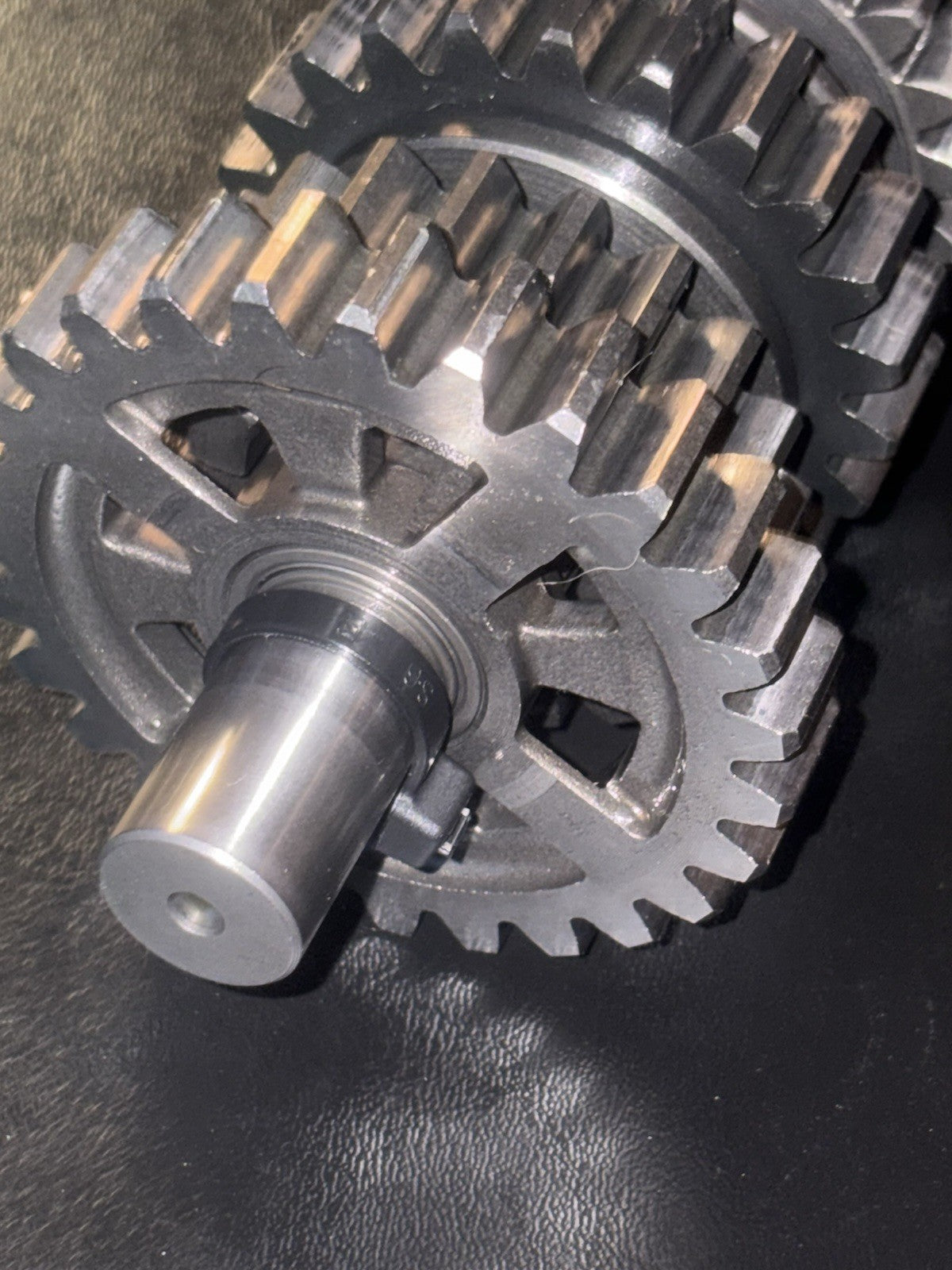 2000 Honda CR250R Transmission Countershaft Counter Shaft Gears Gear Complete