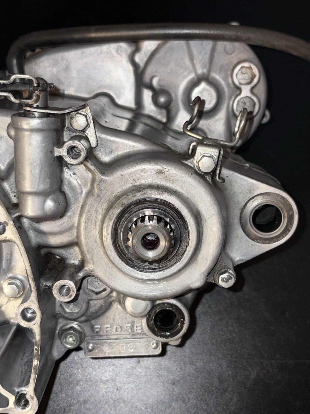 2004 Honda Crf450r OEM Engine Transmission Motor Bottom End Crank Cases Block