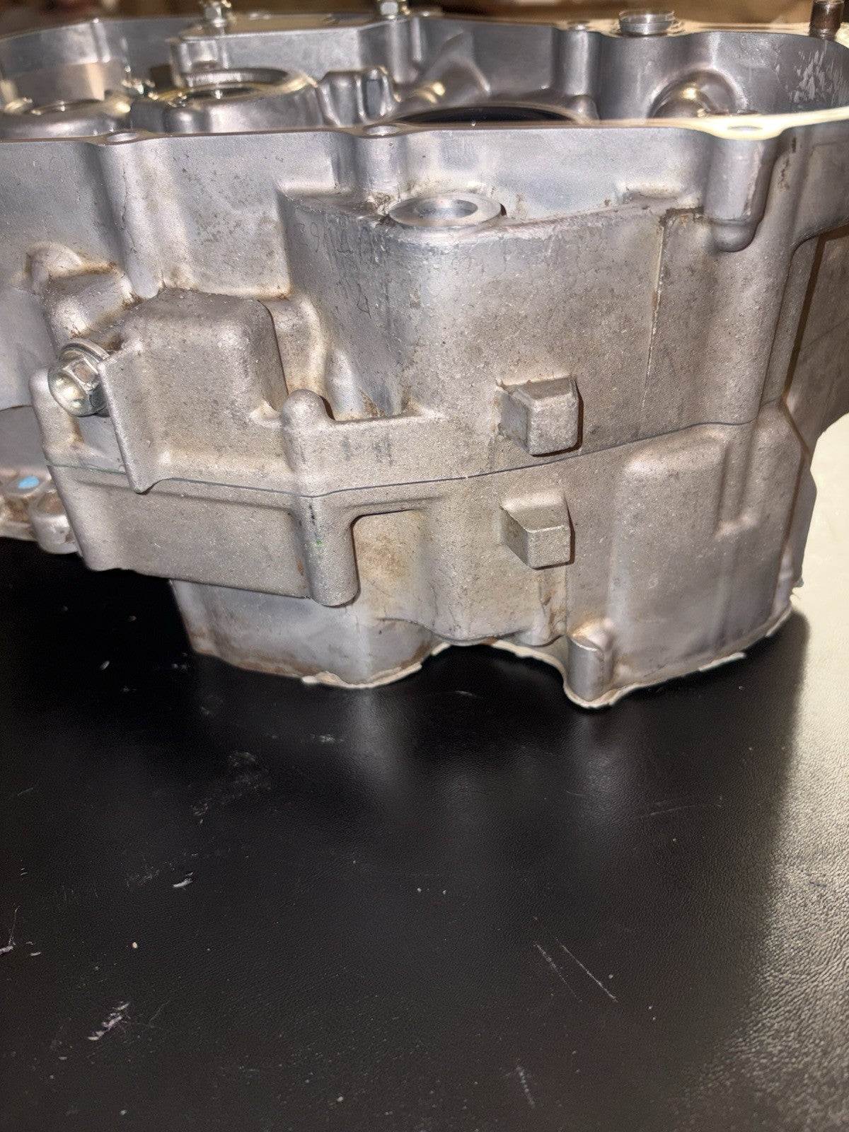 2008 Honda Crf250r OEM Engine Motor Bottom End Cases Crankcase Block Left Right