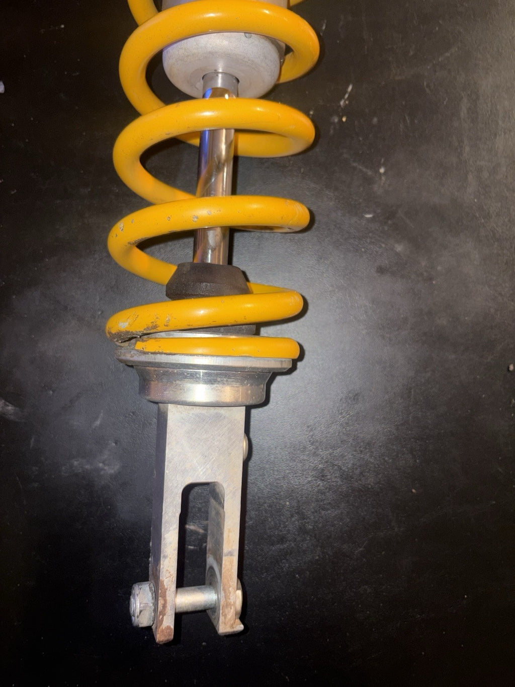 2004 - 2008 HONDA 2008 CRF250R OEM SHOWA REAR SHOCK SPRING SUSPENSION  ASSEMBLY