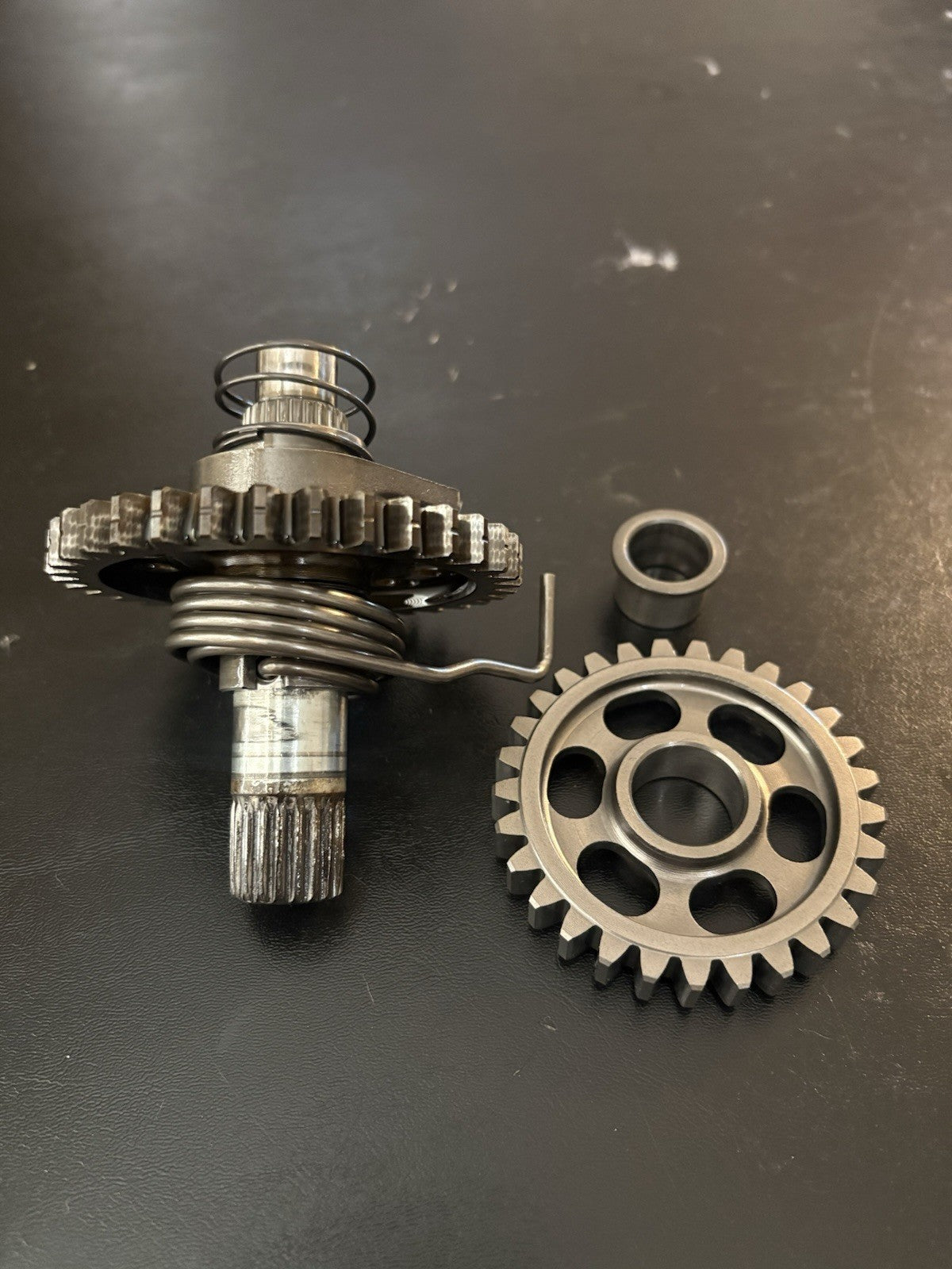 2004-2008 08 CRF450R CRF450 Kick Start Starter Mechanism Spindle Shaft Gear Axle