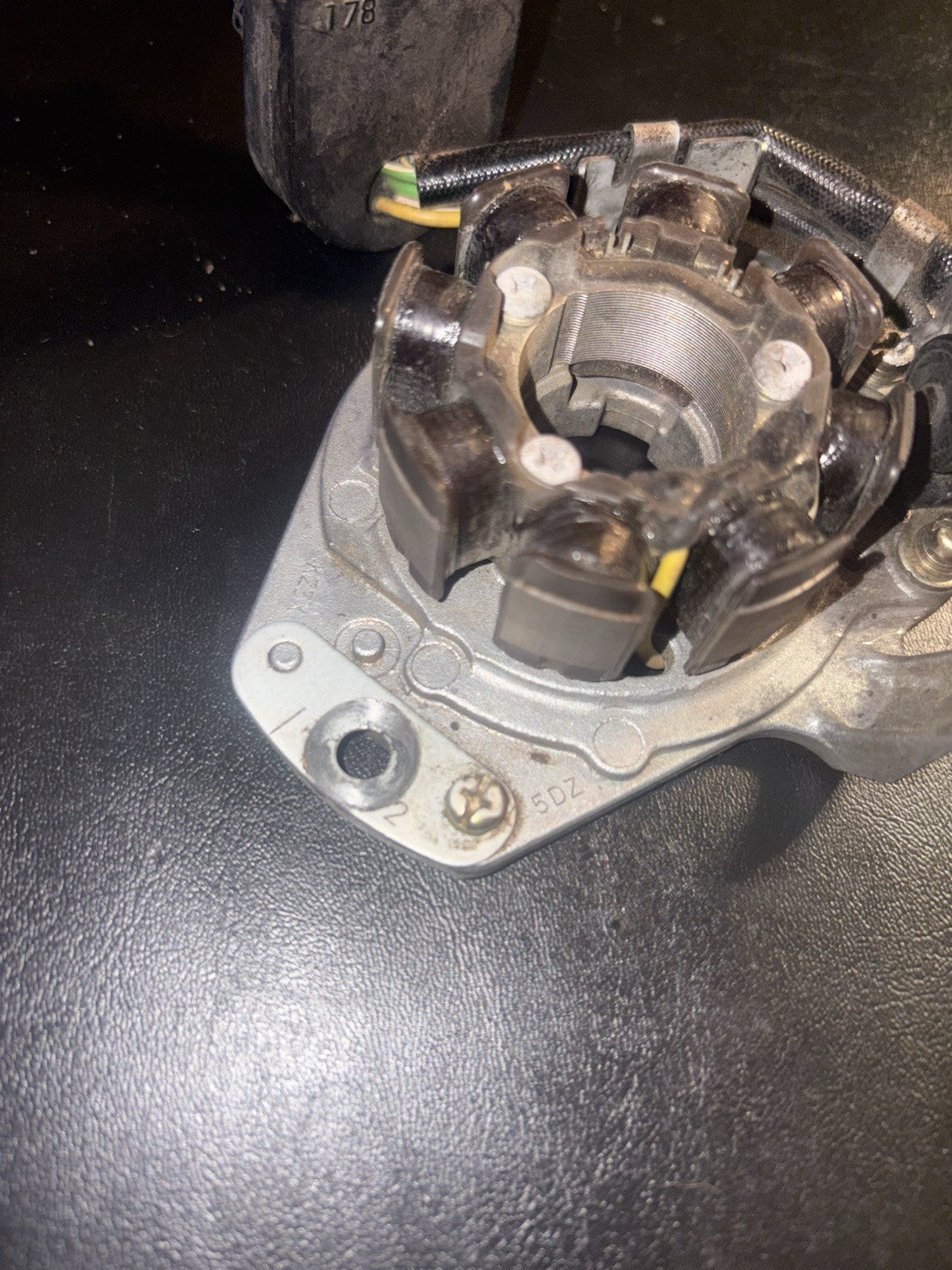 2002-2007 2003 Honda Cr250r OEM Magneto Stator Generator Alternator Ignition