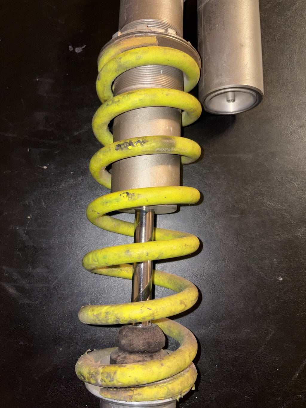 2004 04 CRF450R CRF450 OEM Rear Shock Absorber Damper Suspension Spring Assembly