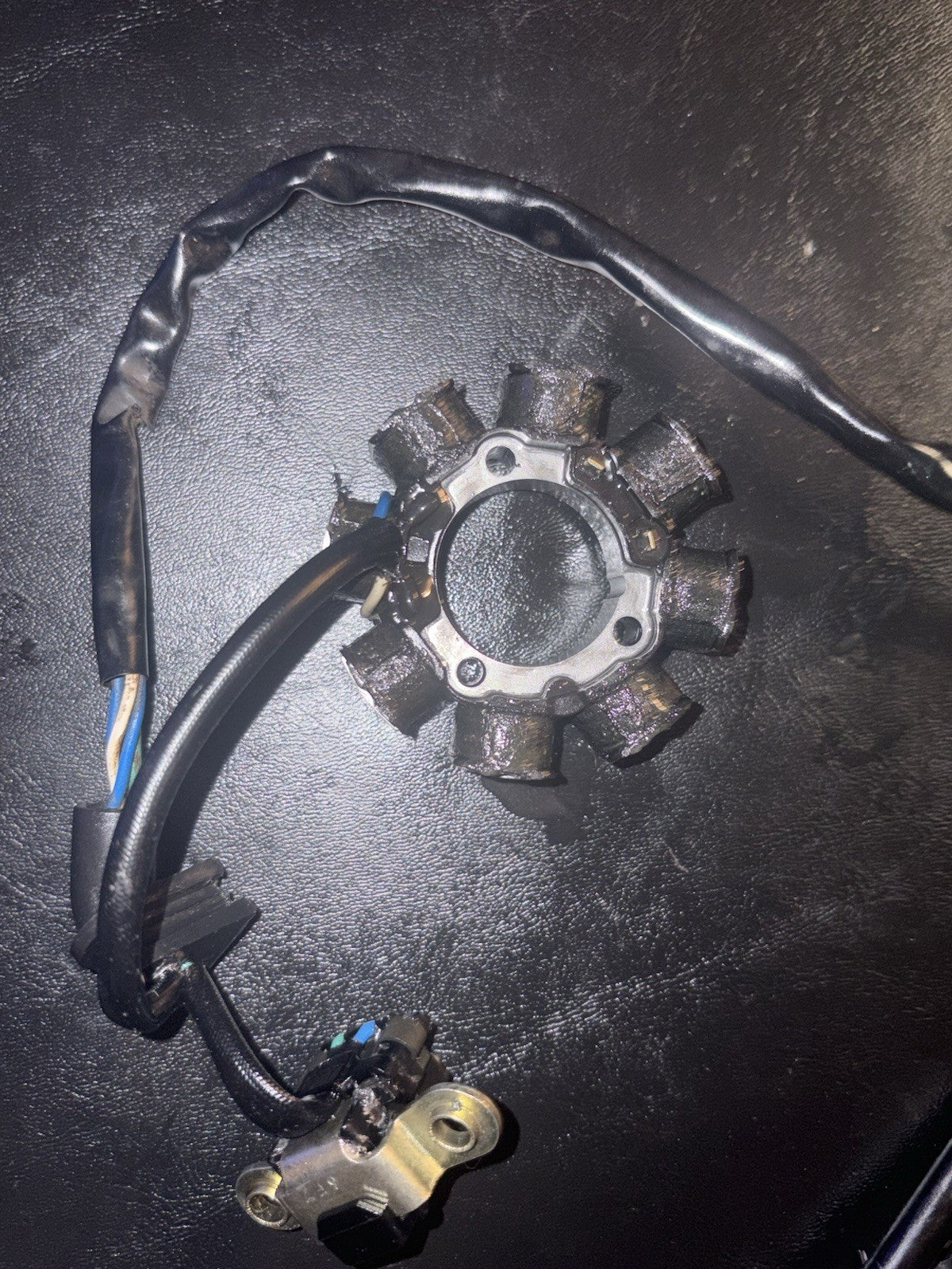 2004-2009 2005 Oem CRF250R Stator Pick Up Coil Wire Magneto Stator Alternator