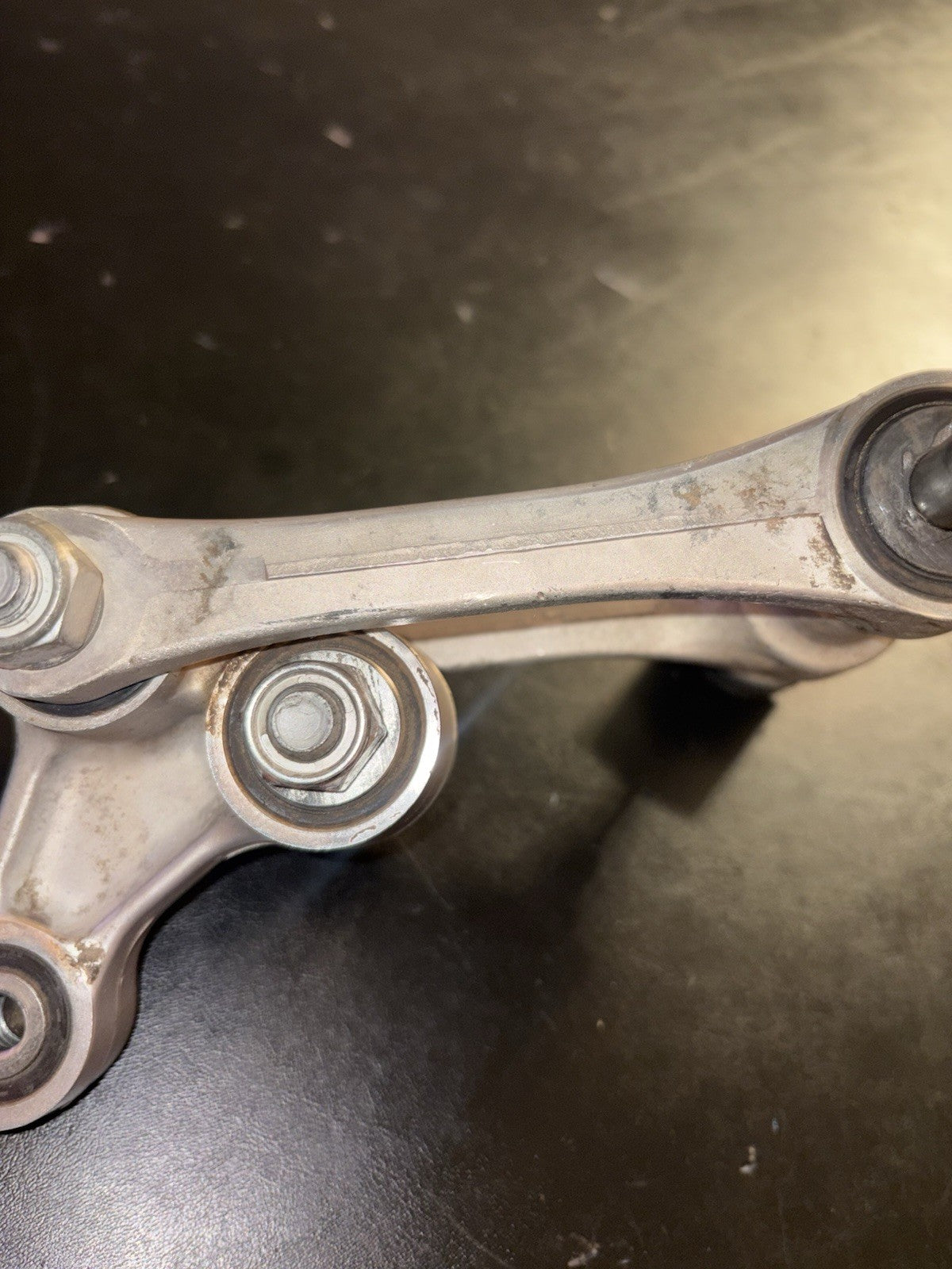 2006 - 2009 HONDA CRF250R OEM REAR SHOCK SWINGARM LINKAGE ARM ROD 52479-KRN-840