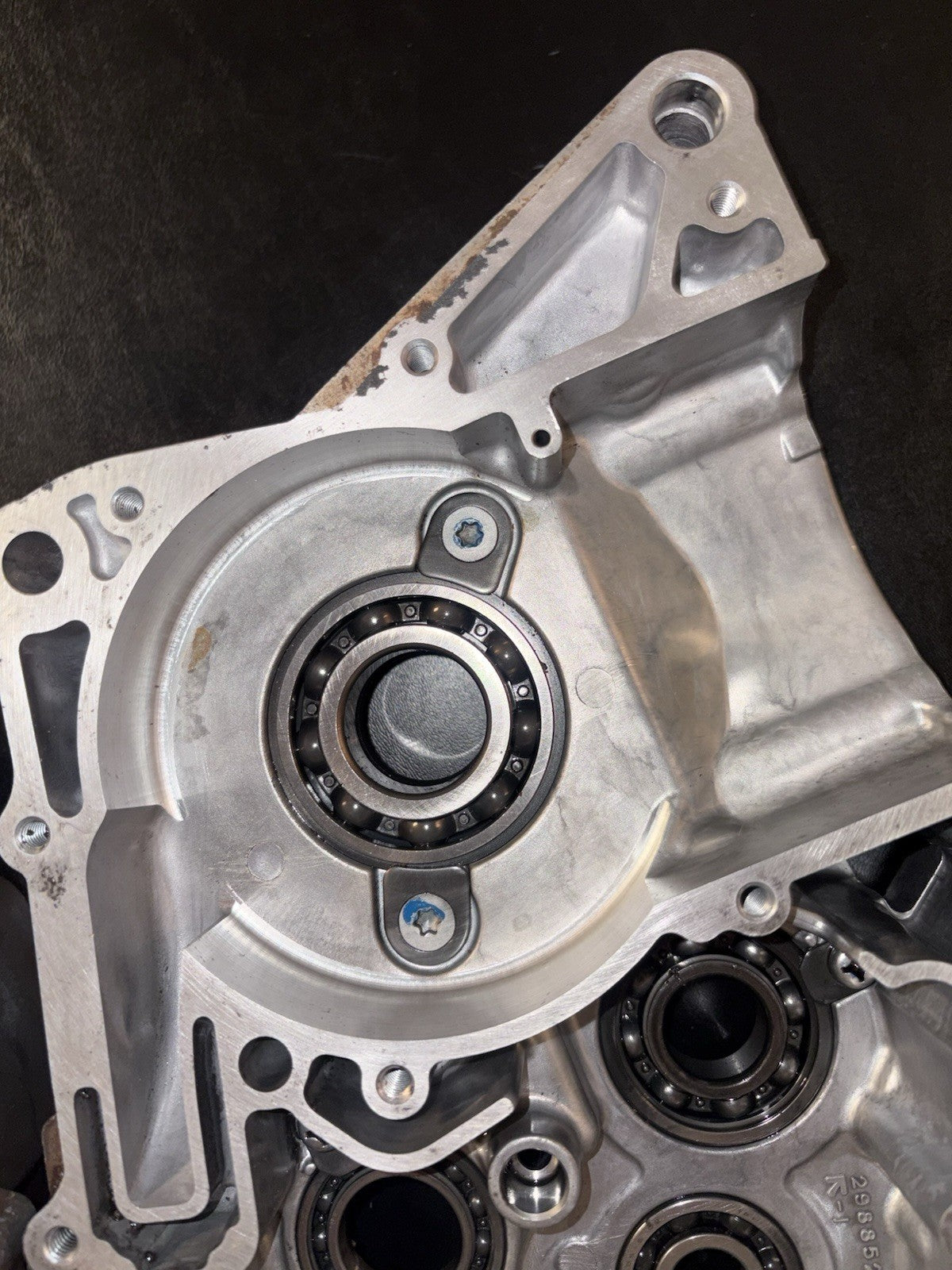 2016 RMZ250 RMZ 250 OEM Engine Motor Crankcase Set Block Half Cases Left Right