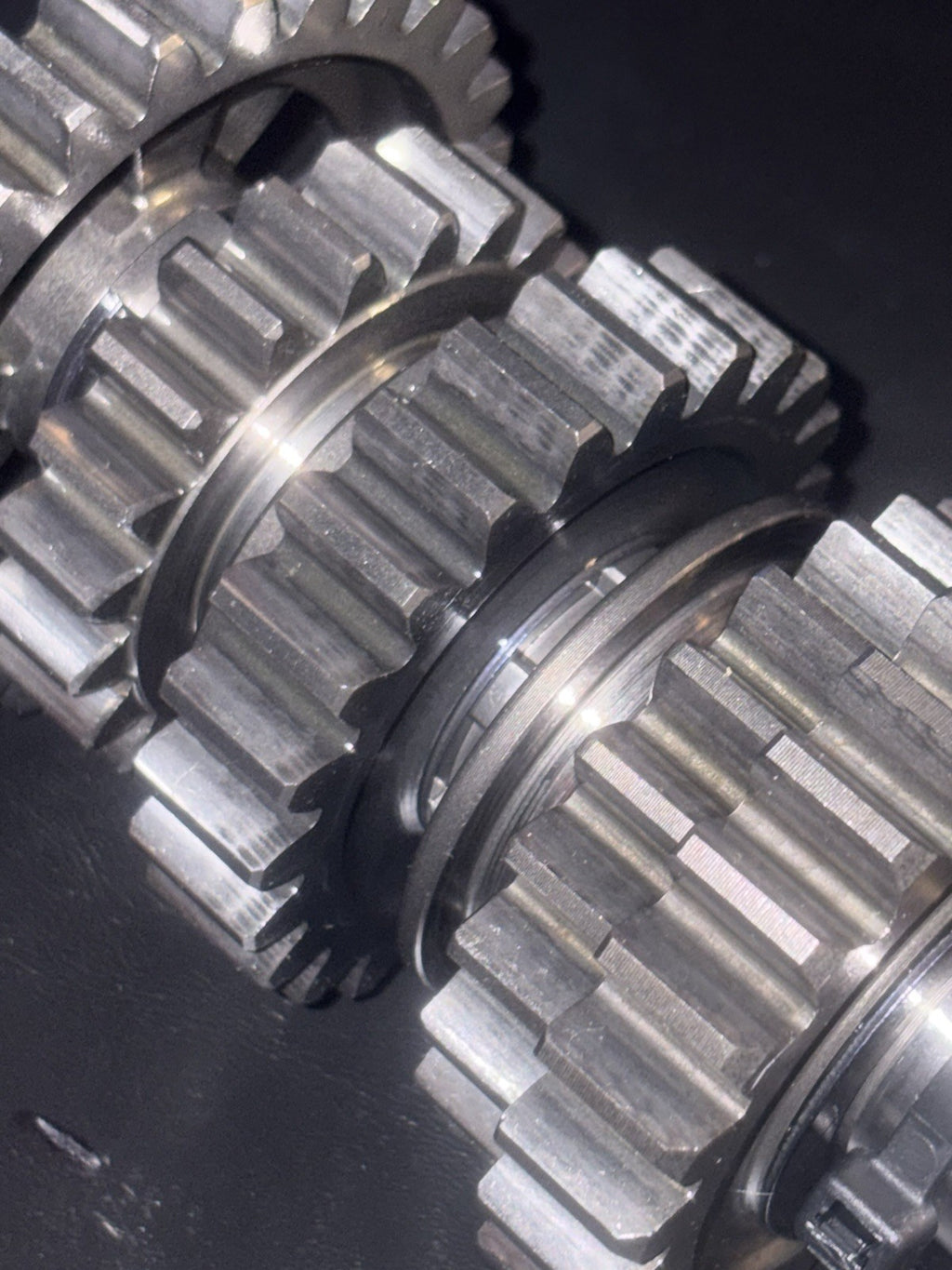 2000 Honda CR250R Transmission Countershaft Counter Shaft Gears Gear Complete