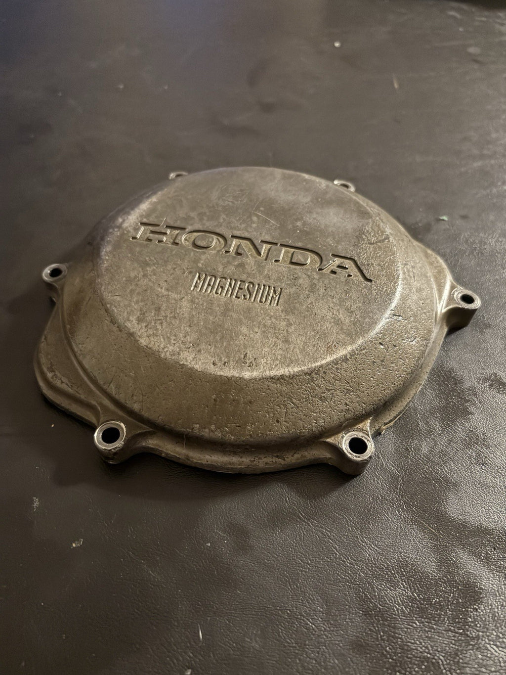 2004 02-08 HONDA CRF450R OEM RIGHT SIDE CASE OUTER CLUTCH COVER 11351-MEB-670