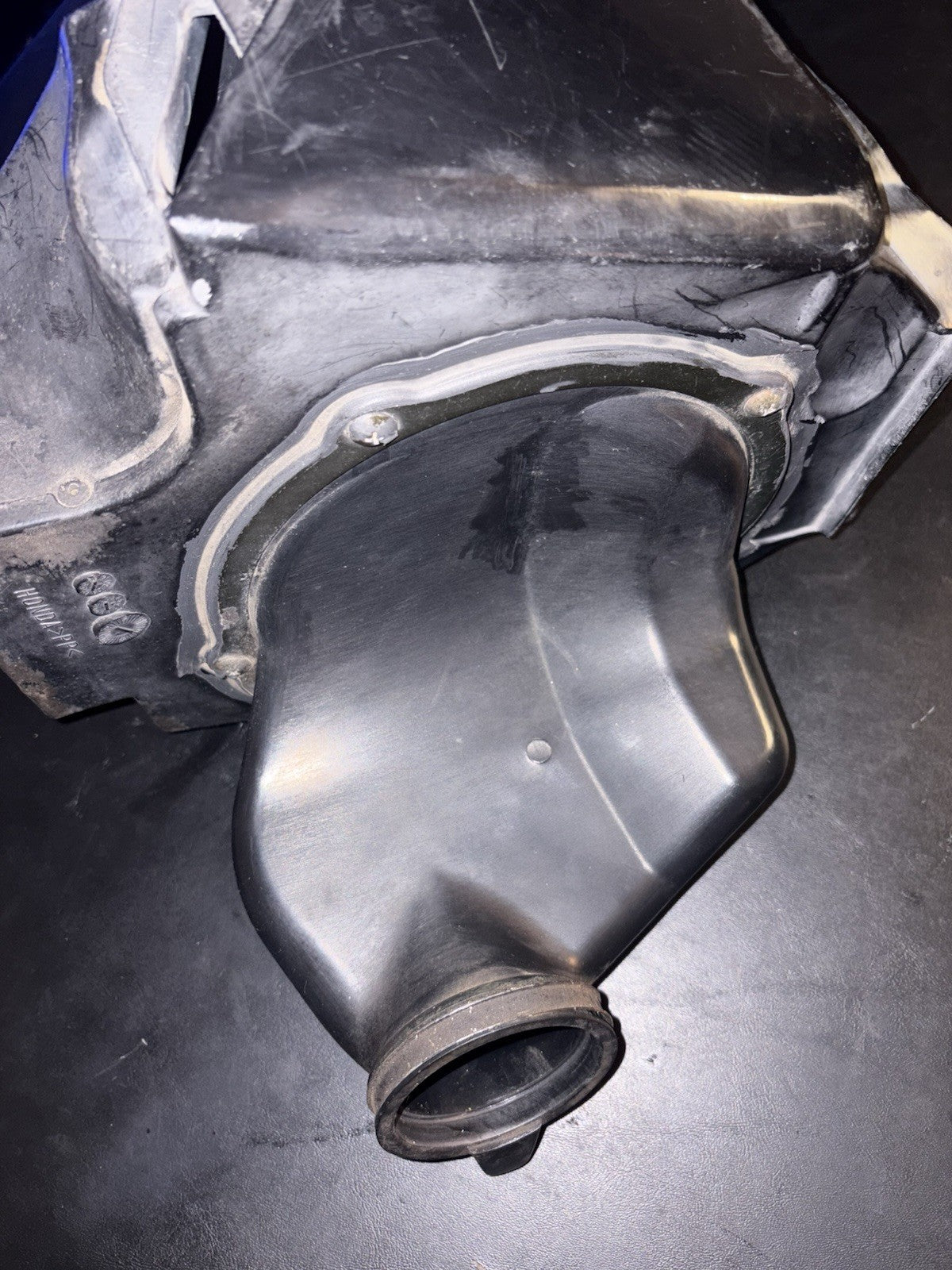 2003 HONDA CR250R OEM AIRBOX AIR CLEANER FILTER BOX INTAKE MANIFOLD BOOT ELEMENT