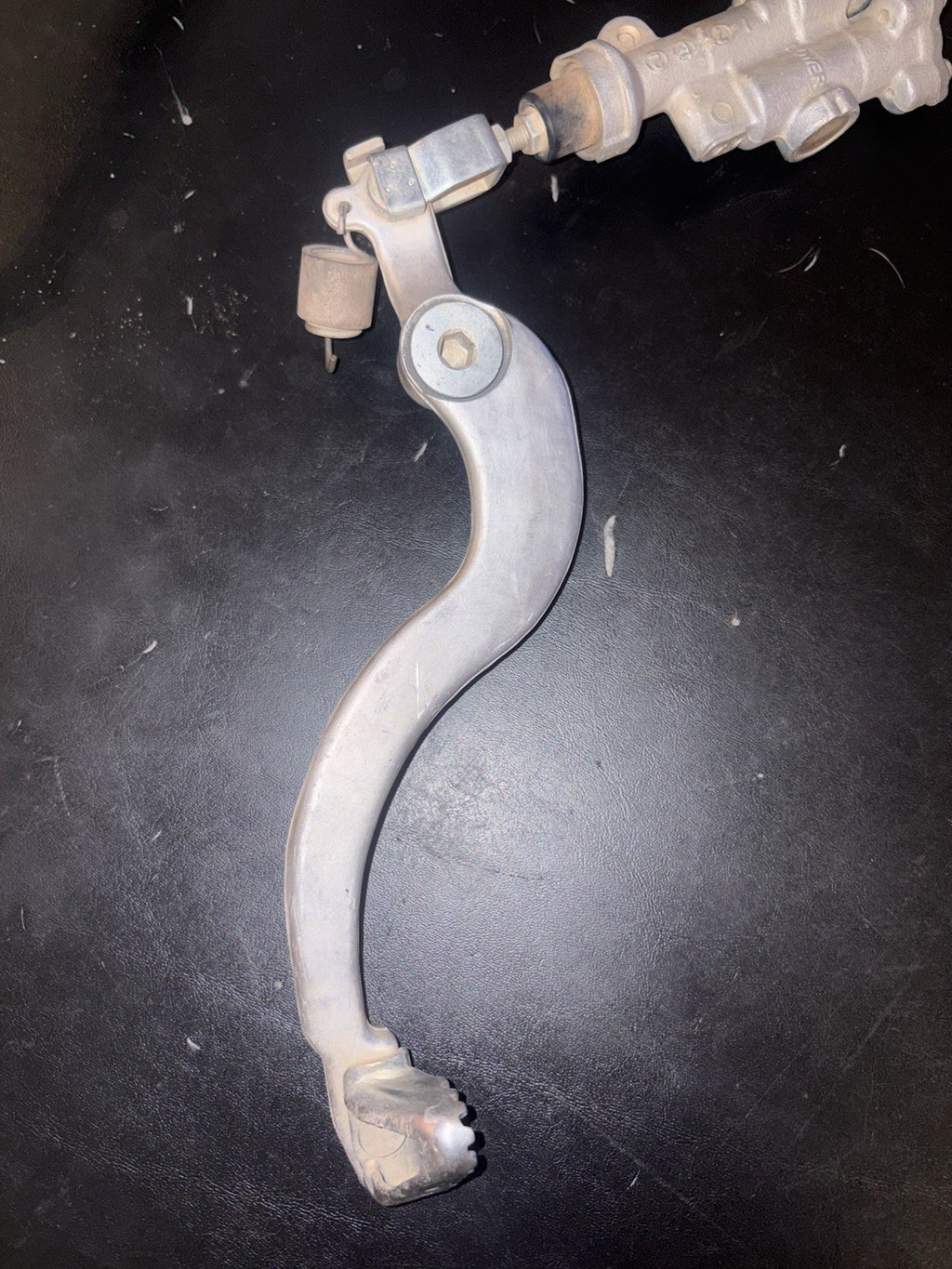 2008 HONDA CRF450R OEM NISSIN REAR BACK BRAKE CALIPER MASTER CYLINDER ASSEMBLY