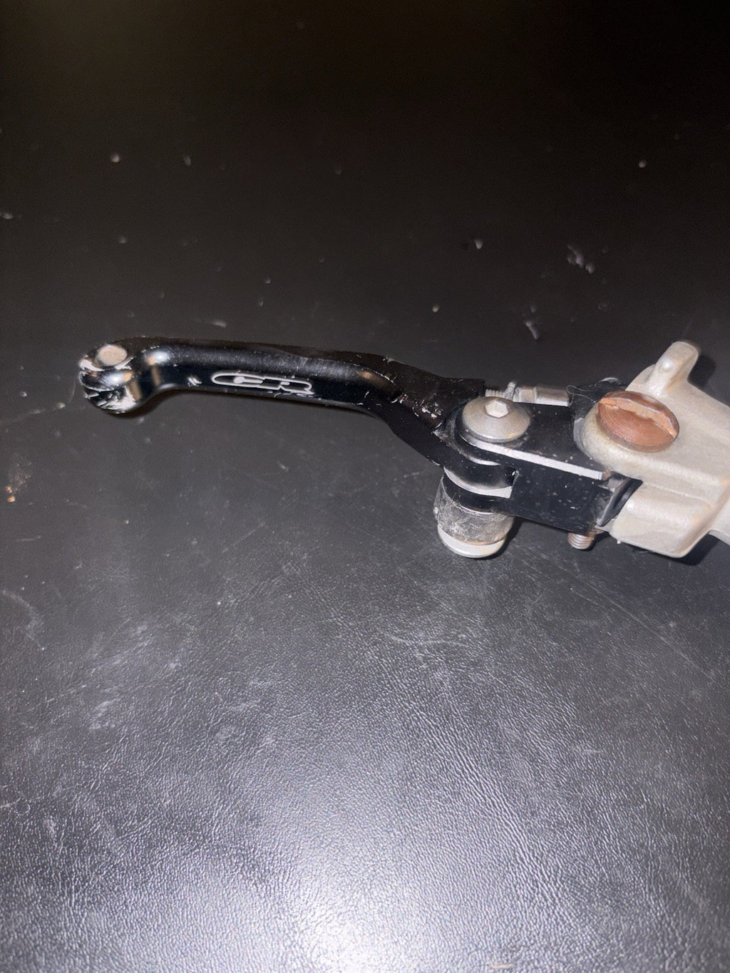 2000-2003 CR250R CR250 OEM Front Brake Caliper Holder Master Cylinder Assembly