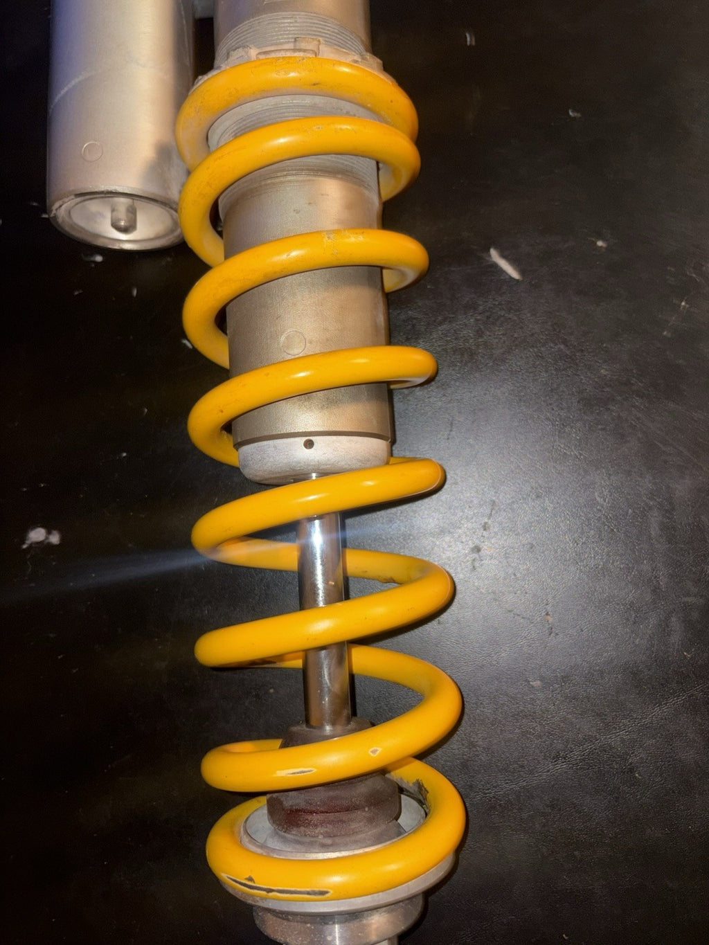 2004 - 2008 HONDA 2008 CRF250R OEM SHOWA REAR SHOCK SPRING SUSPENSION  ASSEMBLY