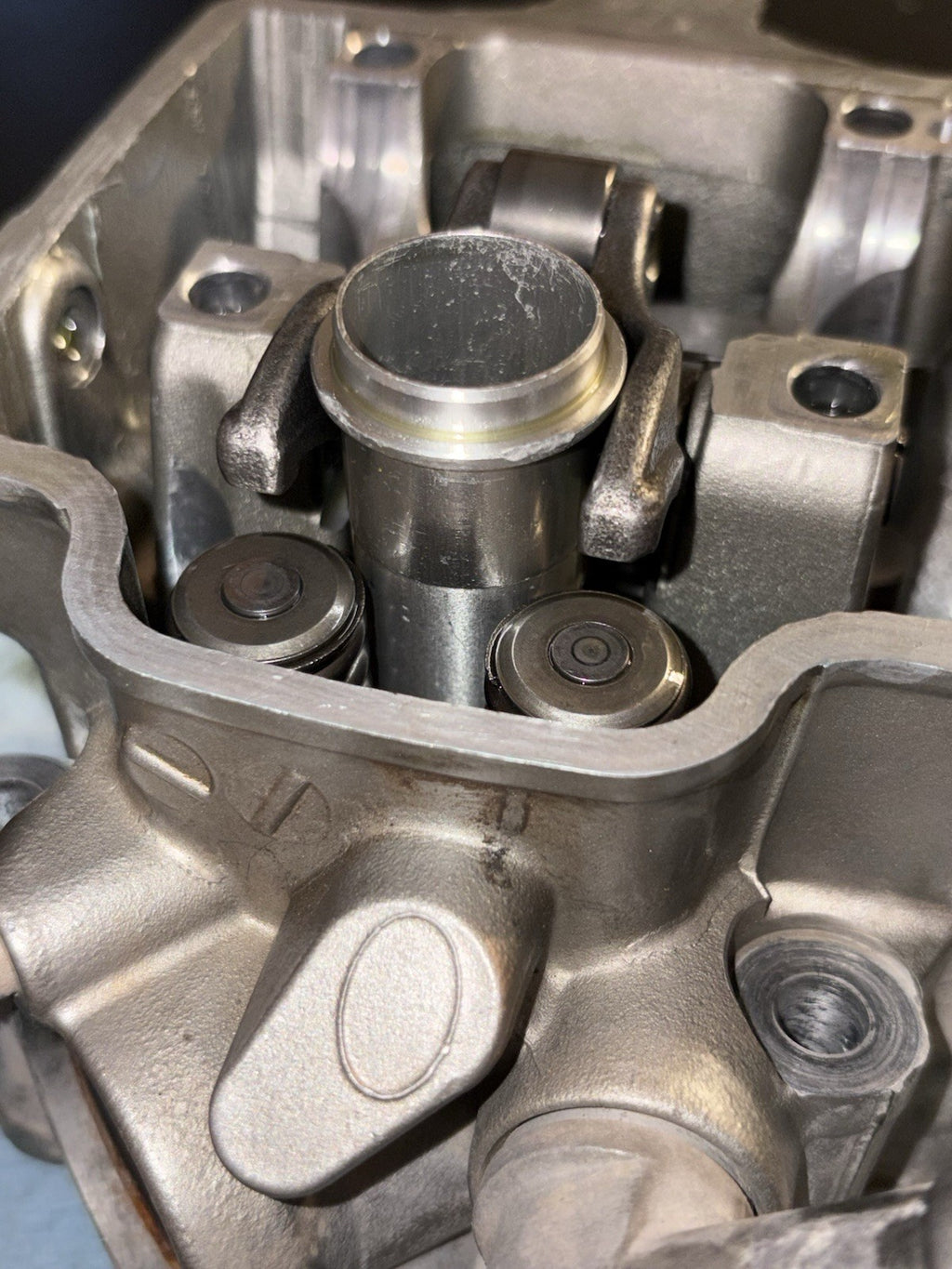 2004 - 2007 2006 HONDA CRF250R OEM ENGINE CYLINDER HEAD VALVE TRAIN TOPEND