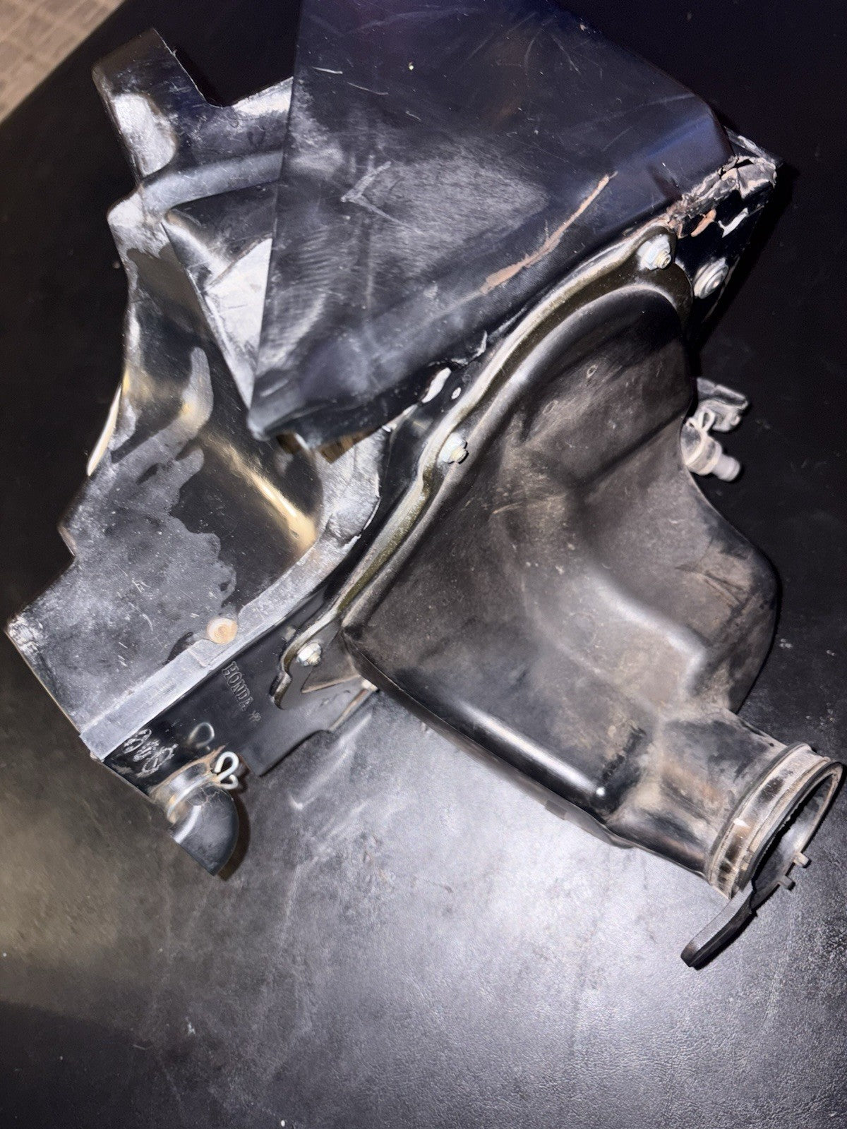 2005 05 CRF250R CRF250 OEM Air Box Cleaner Airbox Intake Filter Cage Assembly