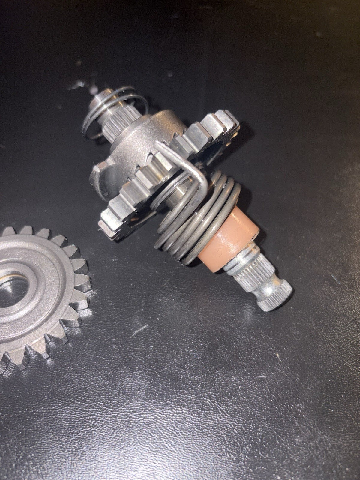 2003 03-07 CR85R CR85 OEM Kick Start Starter Mechanism Axle Spindle Shaft Gear