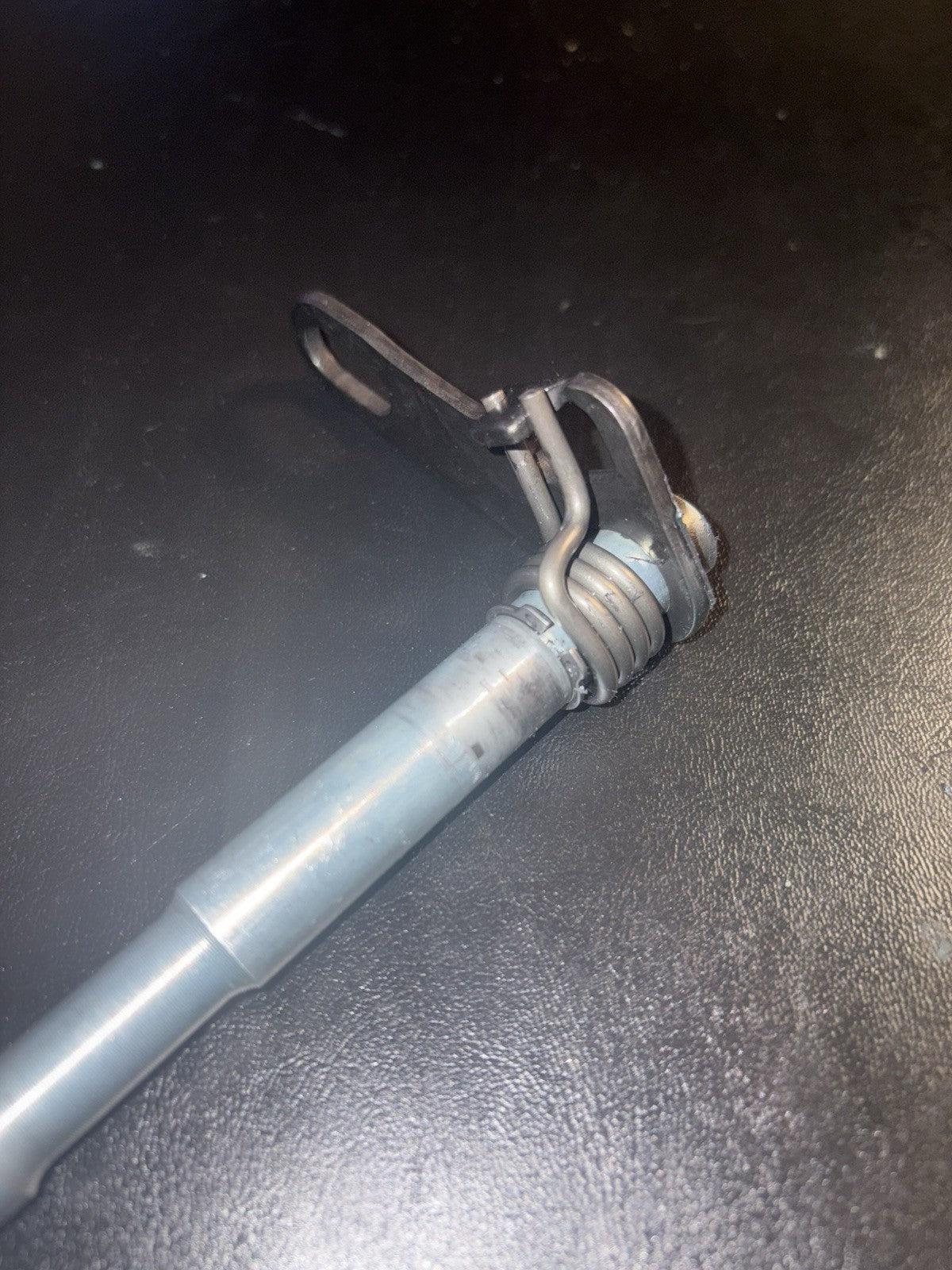 2002-2007 2003 Honda Cr250r OEM Shifter Shift Shaft Spindle Spring 24610-KZ3-L20