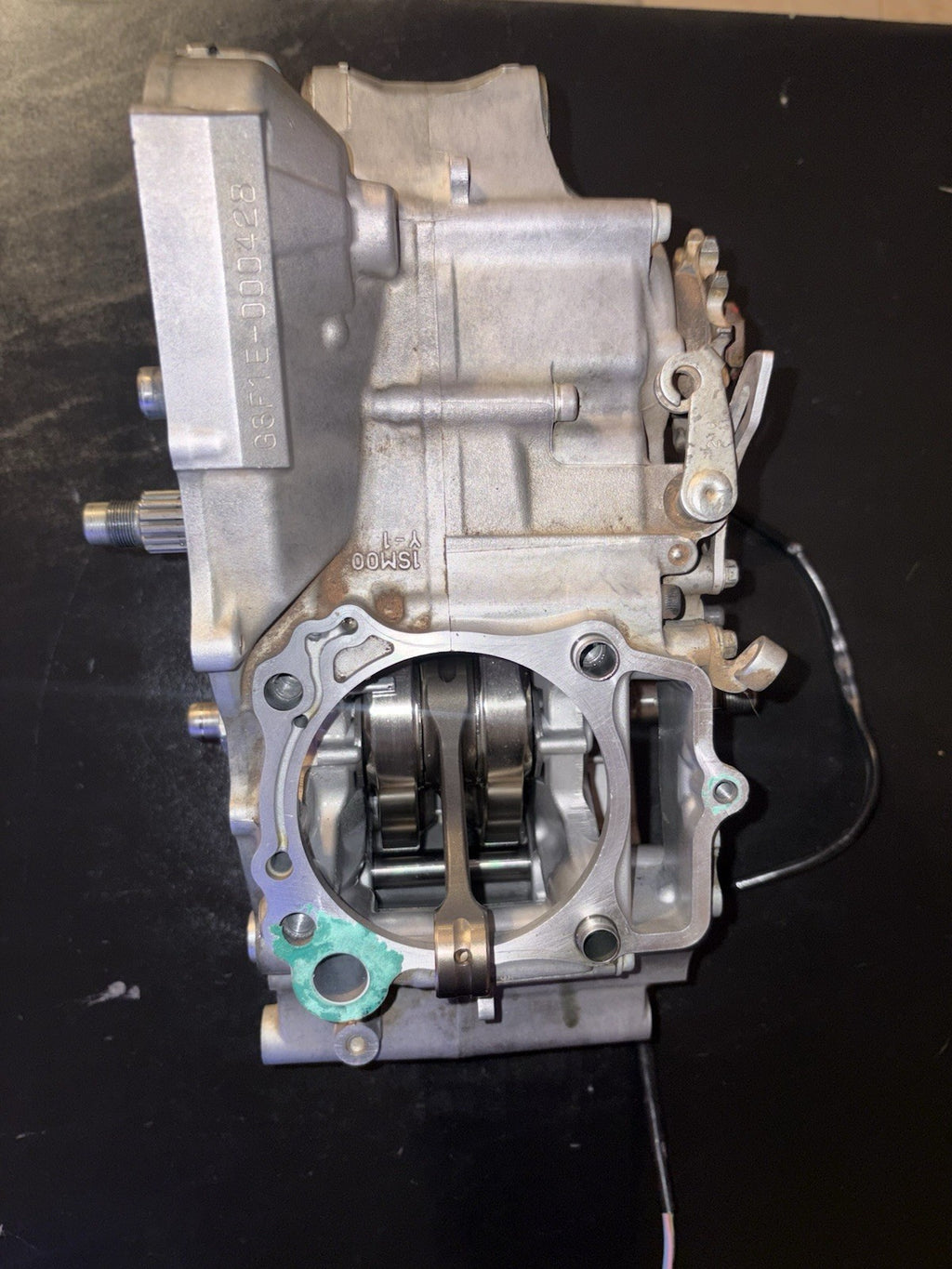 2015 Yamaha Yz250f OEM Complete Engine Bottom End Transmission Crankcase Cases