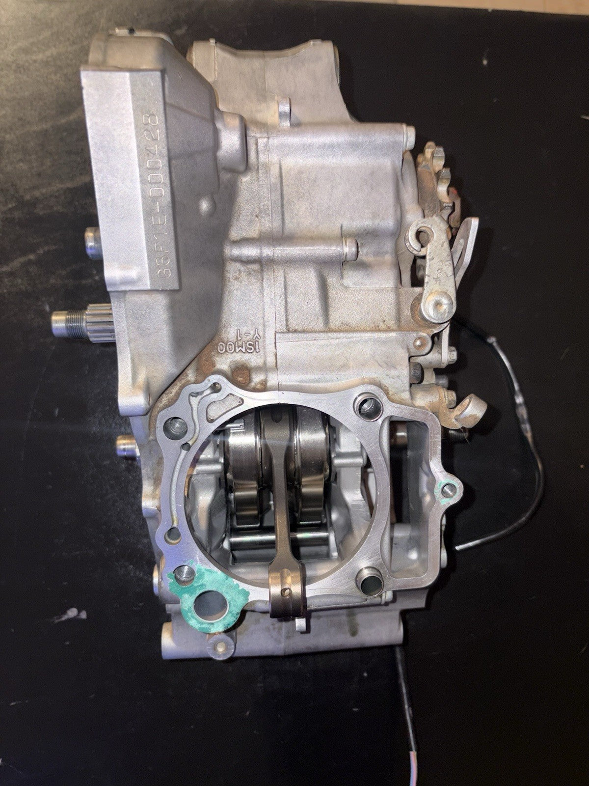 2015 Yamaha Yz250f OEM Complete Engine Bottom End Transmission Crankcase Cases