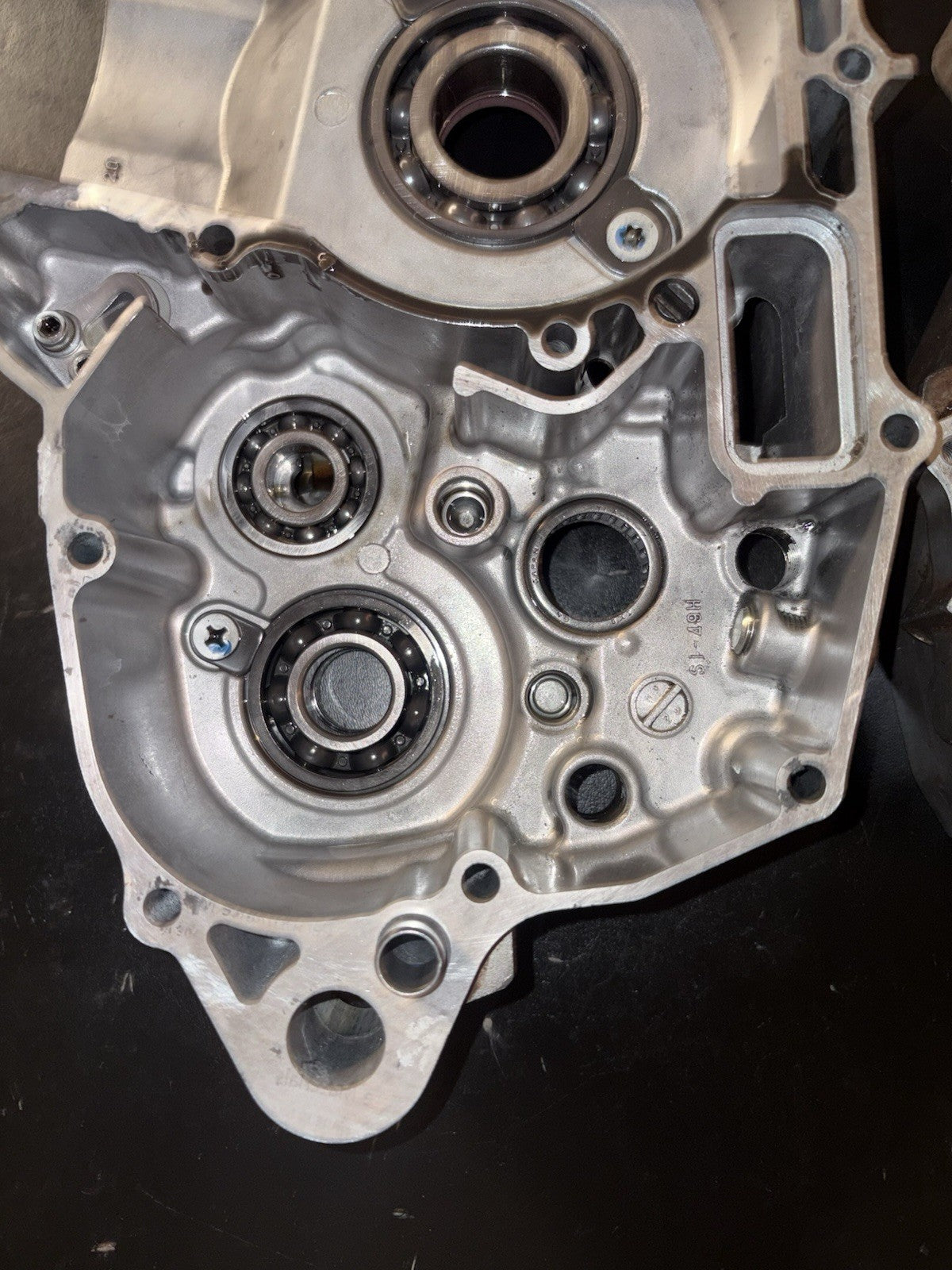2016 RMZ250 RMZ 250 OEM Engine Motor Crankcase Set Block Half Cases Left Right