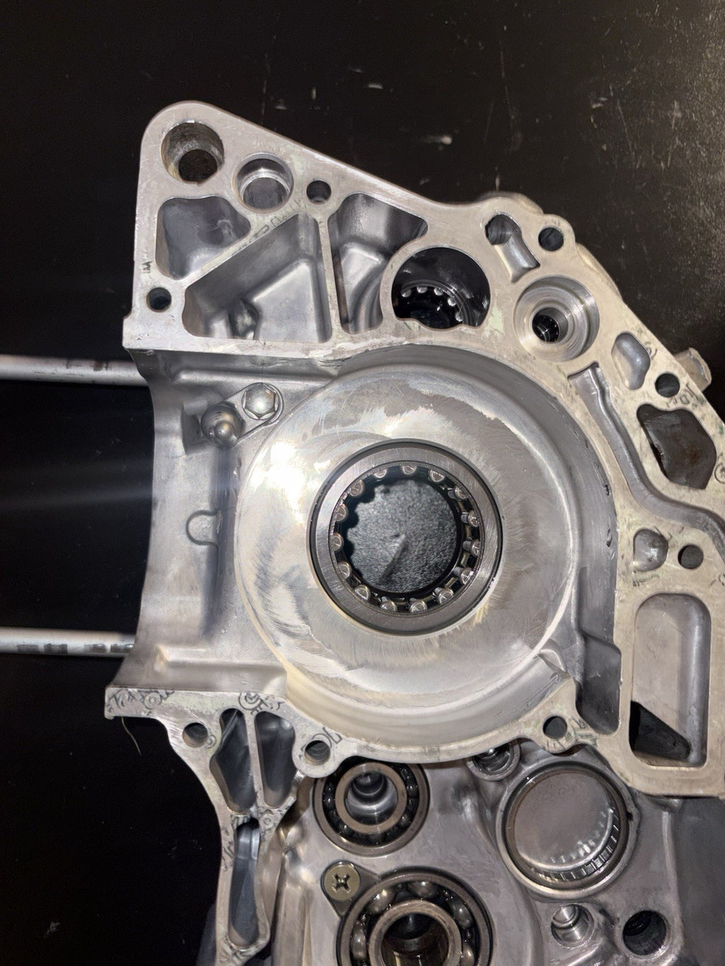 2006 Honda Crf250r OEM Engine Motor Crankcase Cases Block Bottom End Left Right