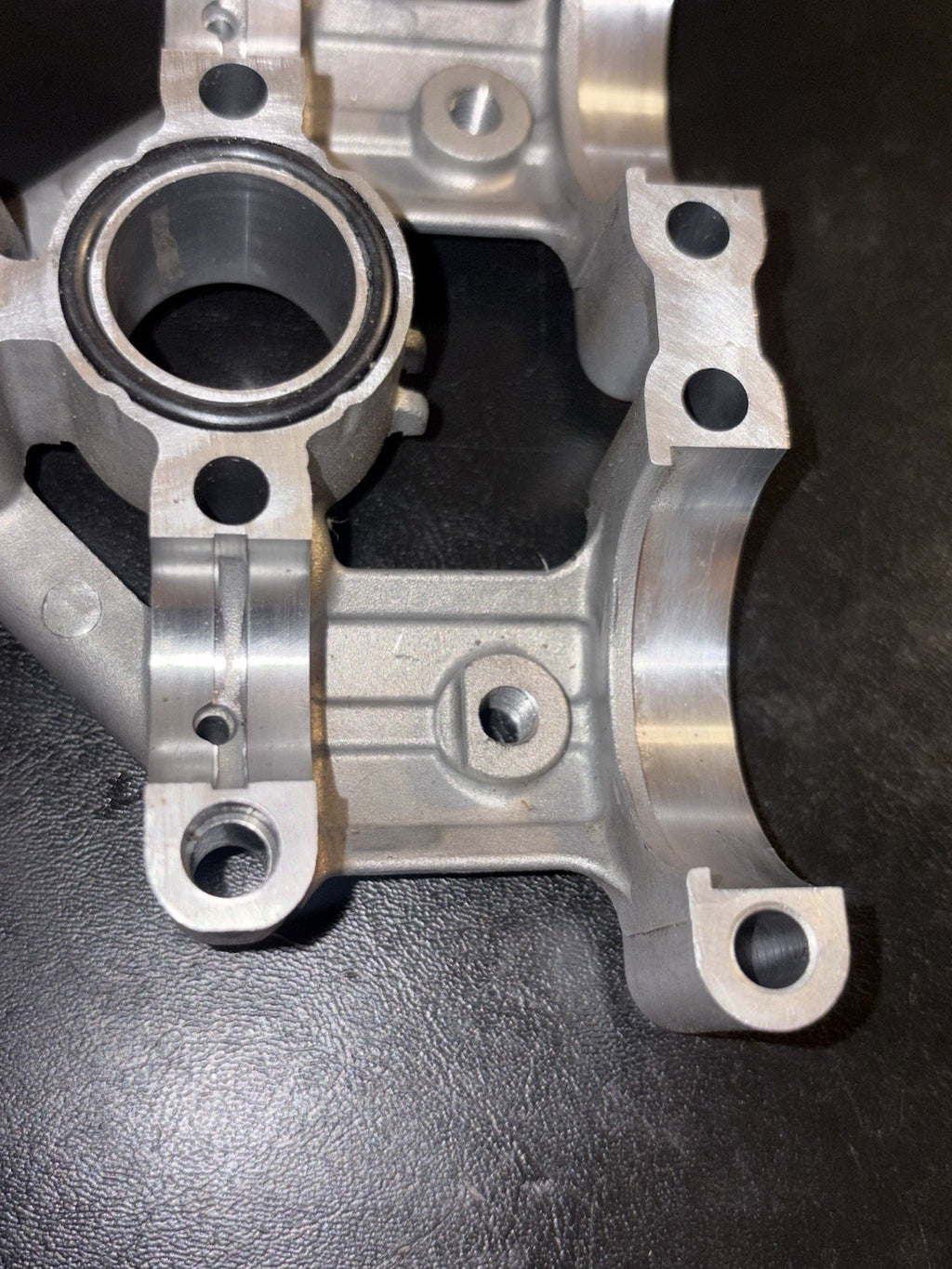 2016 Rmz250 Cylinder OEM Head Camshaft Cam Tower Bridge Caps Mount Clamp