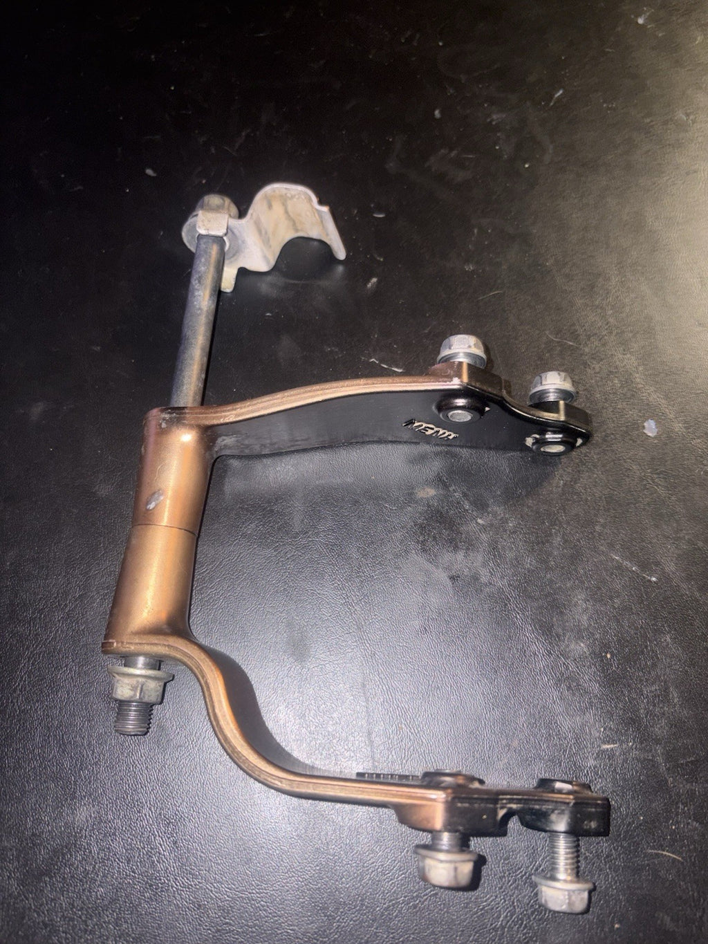 2008 05-08 CRF450R CRF450 Genuine Upper Engine Mount Bracket Hanger Stay Holder