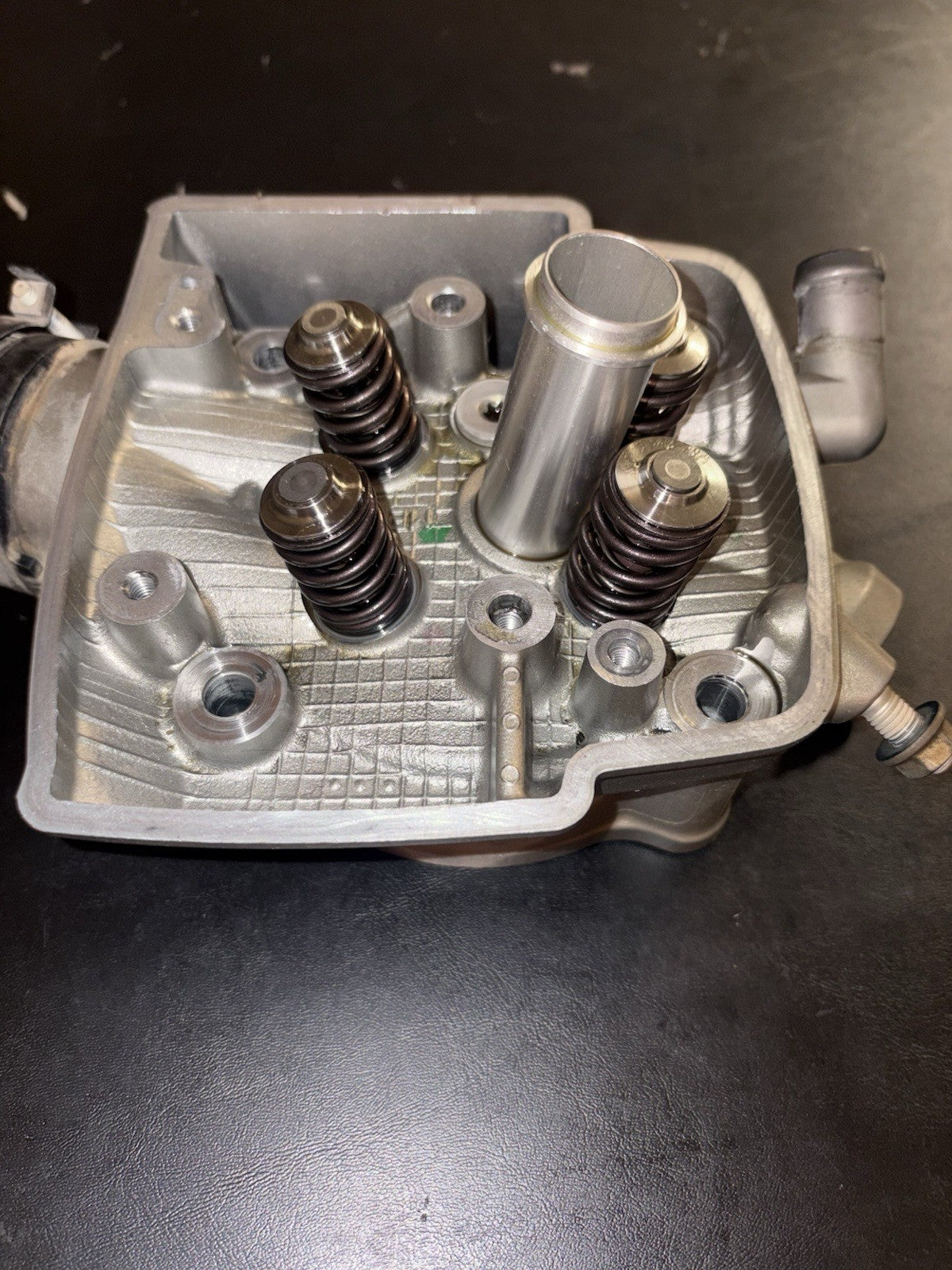Honda 2007 2008 Crf450r Cylinder Head Valve Train Assembly Intake Exhaust