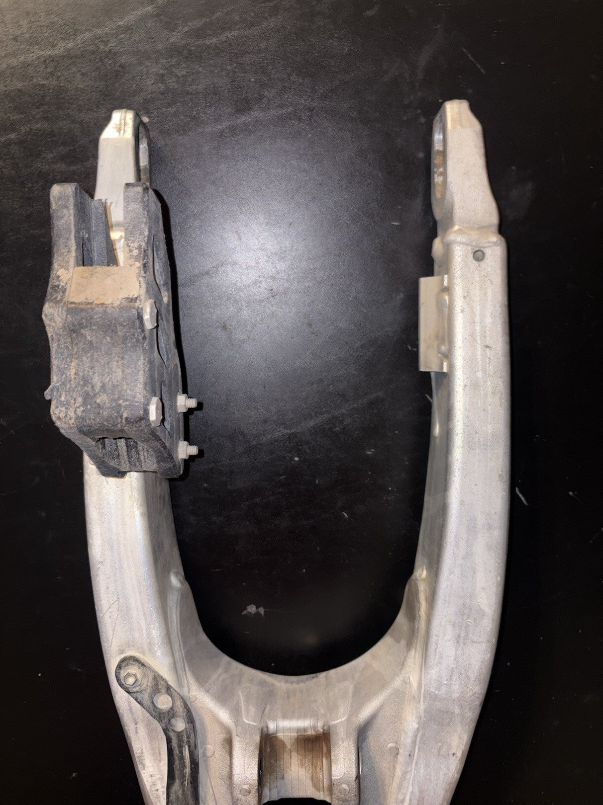 2015 Yamaha YZ250F Swingarm Suspension Rear Swing Control Arm 1SL-22110-00-00
