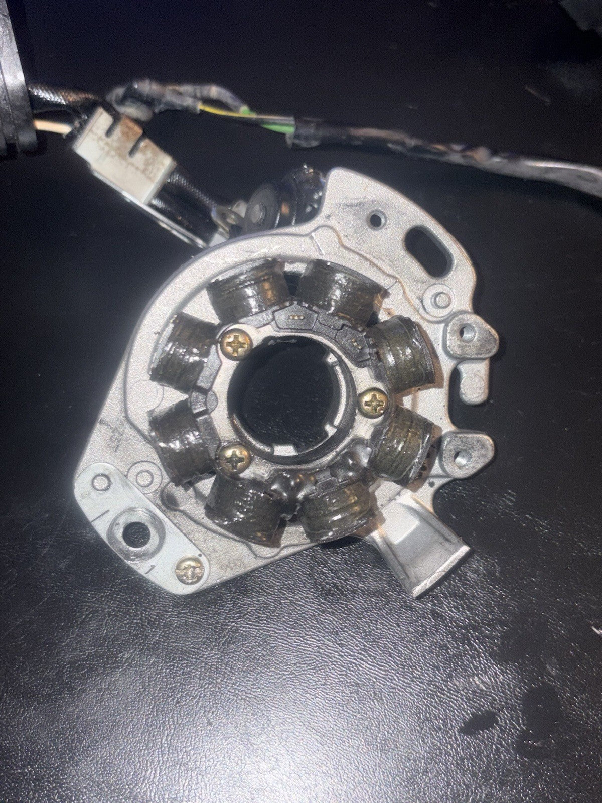 00-01 Honda CR250R OEM STATOR GENERATOR IGNITOR ALTERNATOR MAGNETO SPARK ROTOR