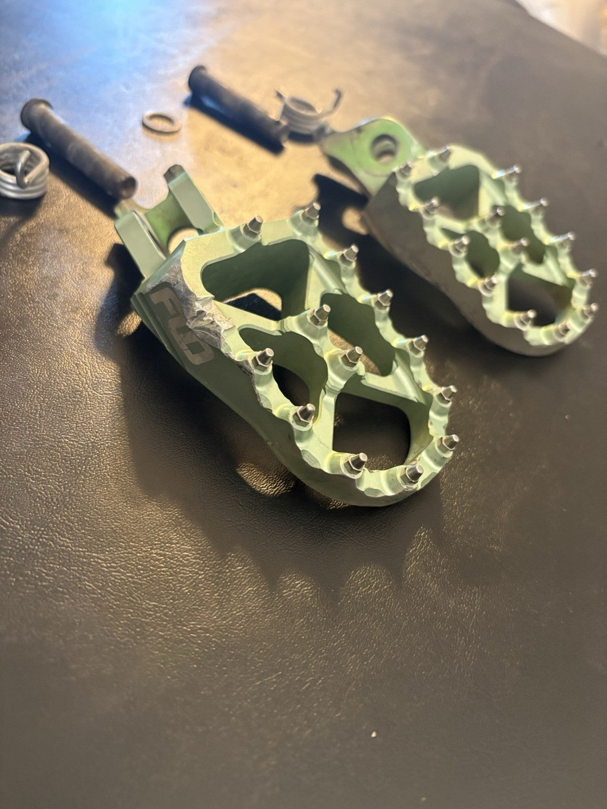 2007-2026 Kx250f Kx450f Flo Footpegs Foot Pegs Peg FPEG-792