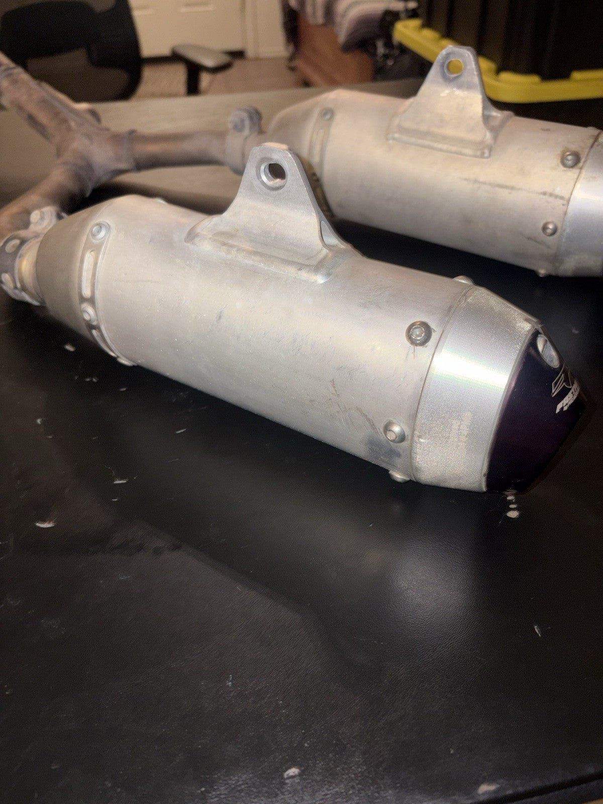 2006-2009 CRF250R OEM Exhaust Mid Y Pipe Dual Muffler Silencer Tail Slip On