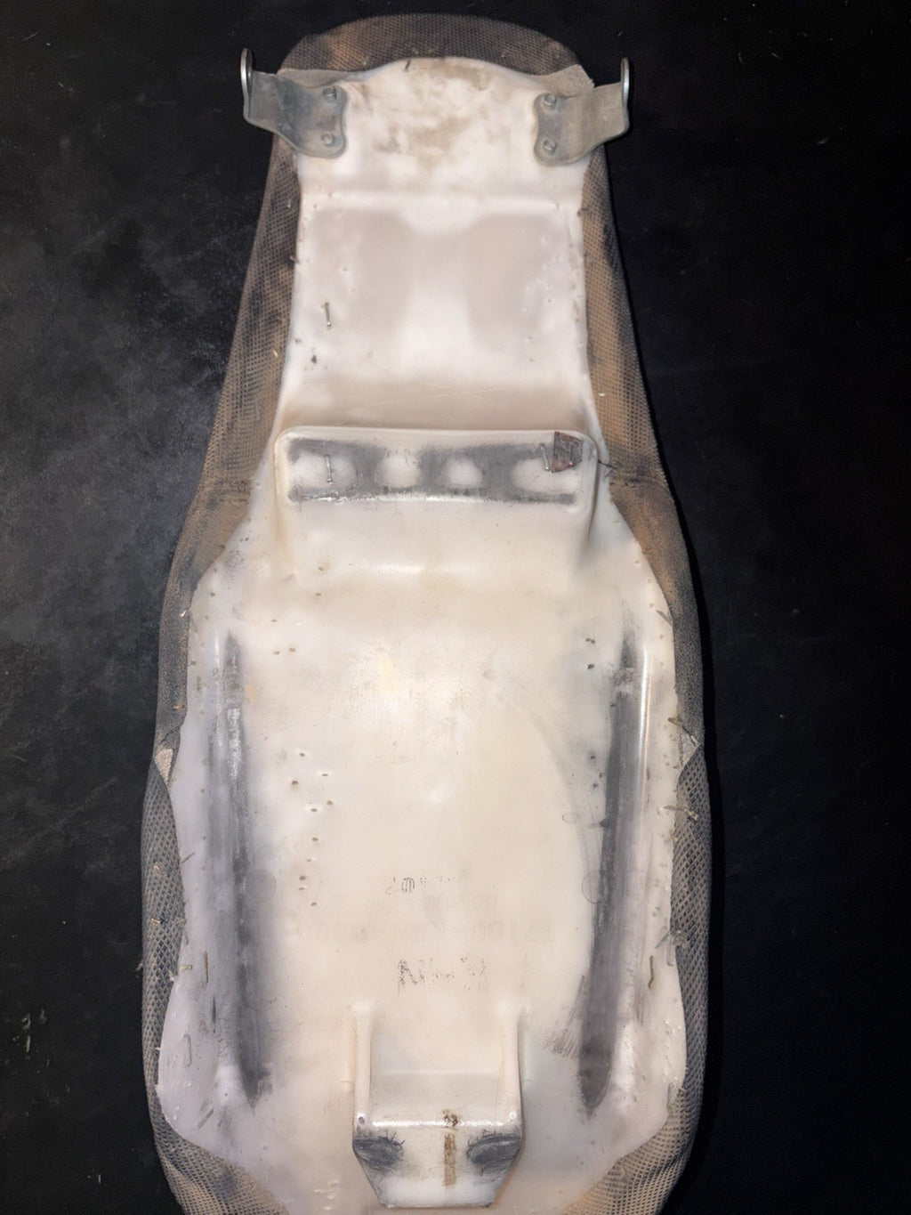2005 HONDA CRF250R 04 - 05 OEM SEAT SADDLE COVER PAN 77100-KRN-730 CRF 250 R