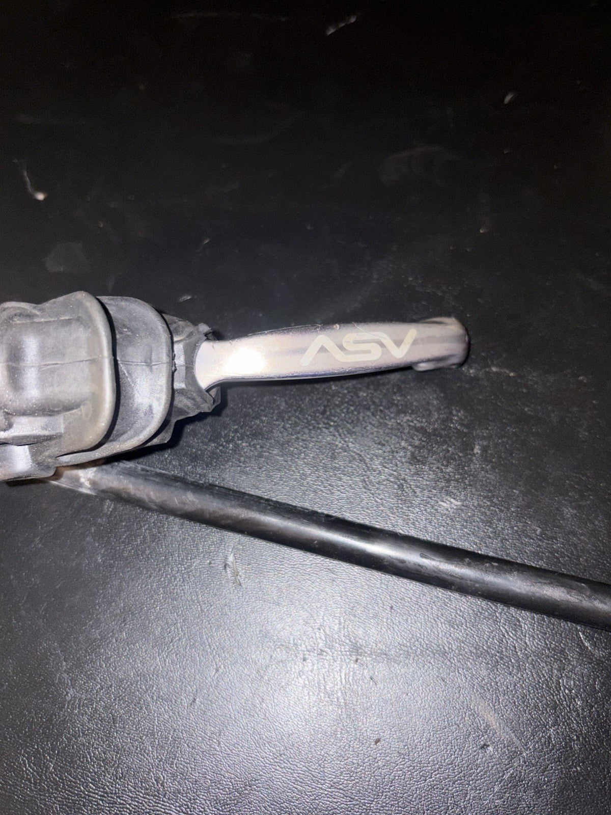 2003 2004 Yamaha YZ450F OEM FRONT BRAKE CALIPER MASTER CYLINDER ASSEMBLY ASV