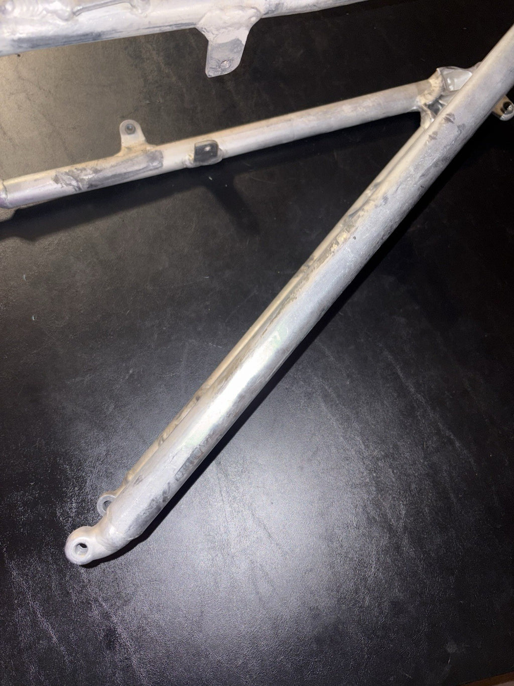 2005 04 - 05 CRF250R CRF250 Sub Frame Chassis Seat Rail Subframe 50200-KRN-730