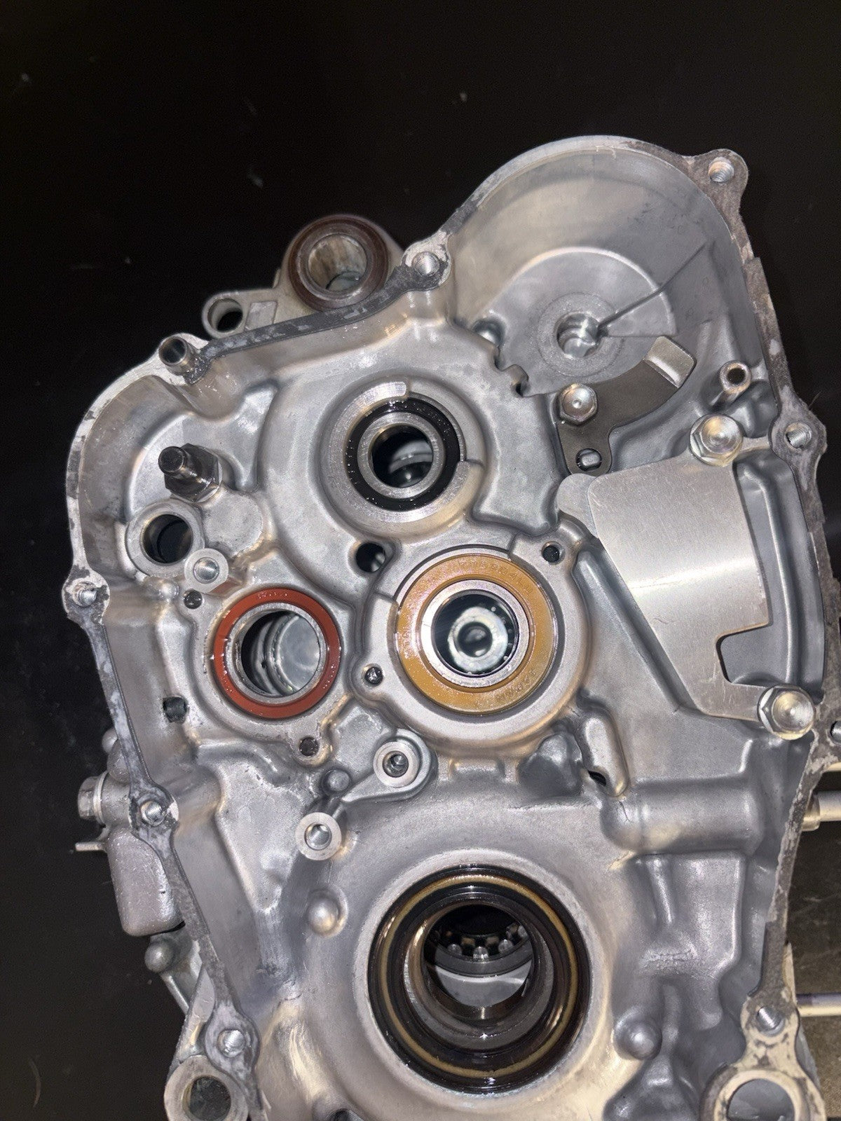 2006 Honda Crf250r OEM Engine Motor Crankcase Cases Block Bottom End Left Right