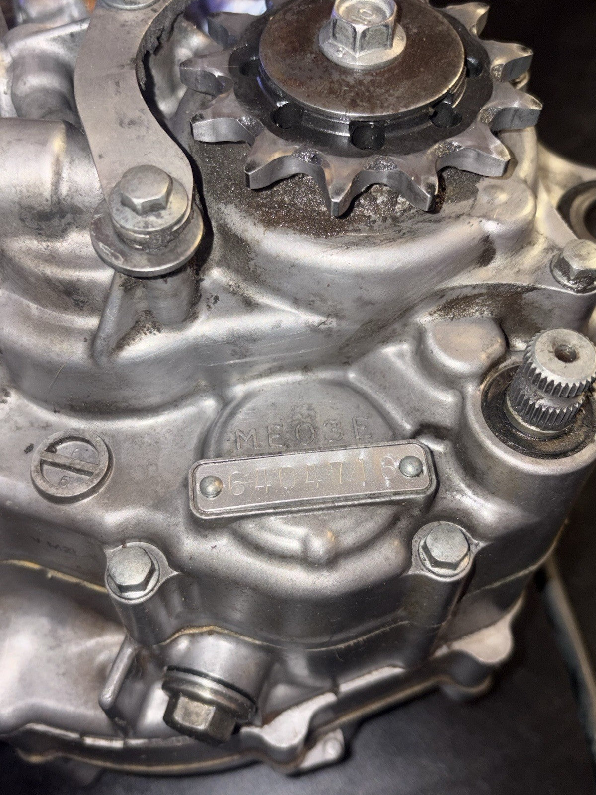 2002 Honda CR250R Complete Engine Motor Transmission Bottom Top Crank Case