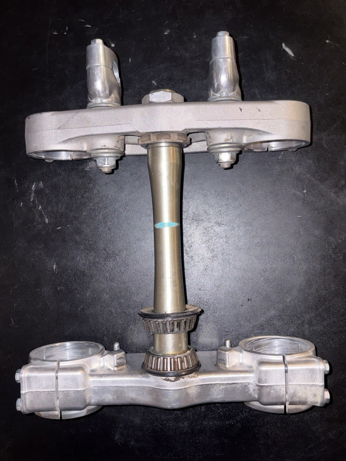 2008 - 2009 HONDA CRF250R OEM TRIPLE TREE FRONT FORKS STEERING STEM CLAMPS MOUNT