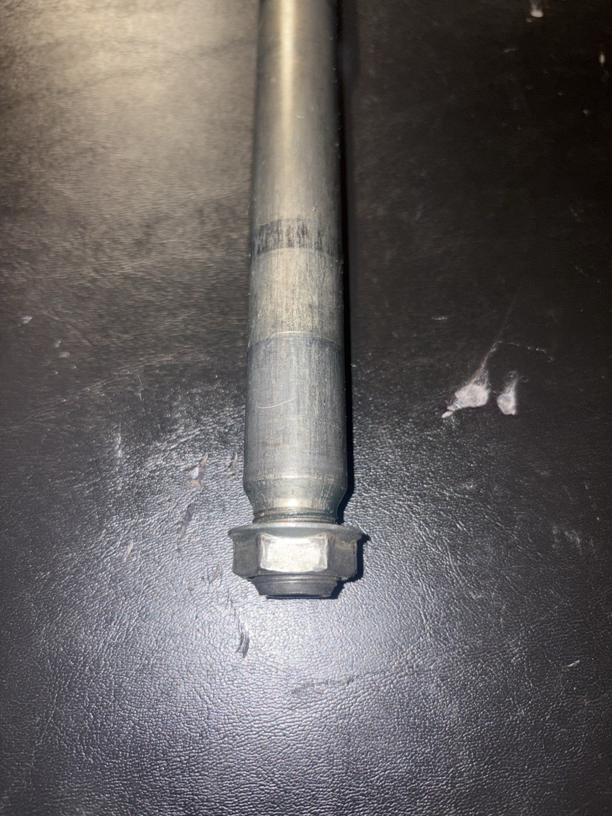 2018 YZ450F Front Wheel Axle OEM Shaft Bolt Nut Yamaha YZ250F YZ450 250F 450F