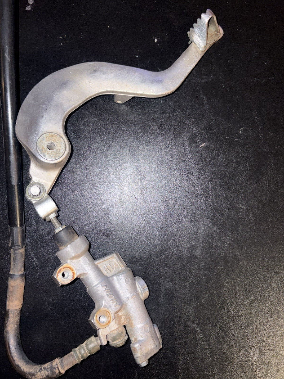 2004 YAMAHA YZ450F OEM NISSIN REAR BACK BRAKE CALIPER MASTER CYLINDER NICE!