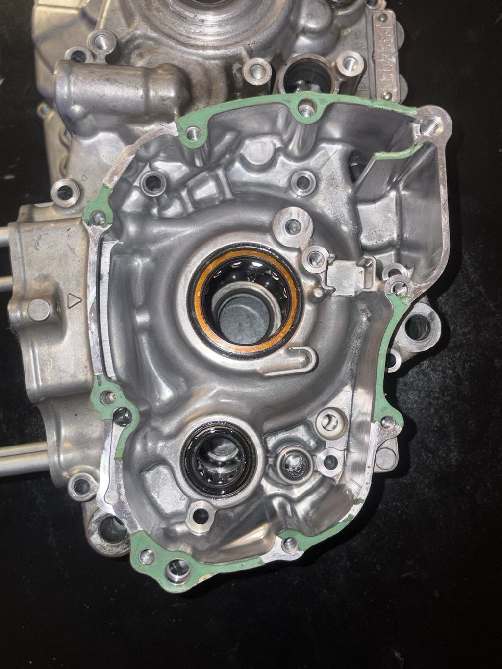 2008 Honda Crf450r OEM Engine Motor Crankcase Cases Block Bottom End Set Pair