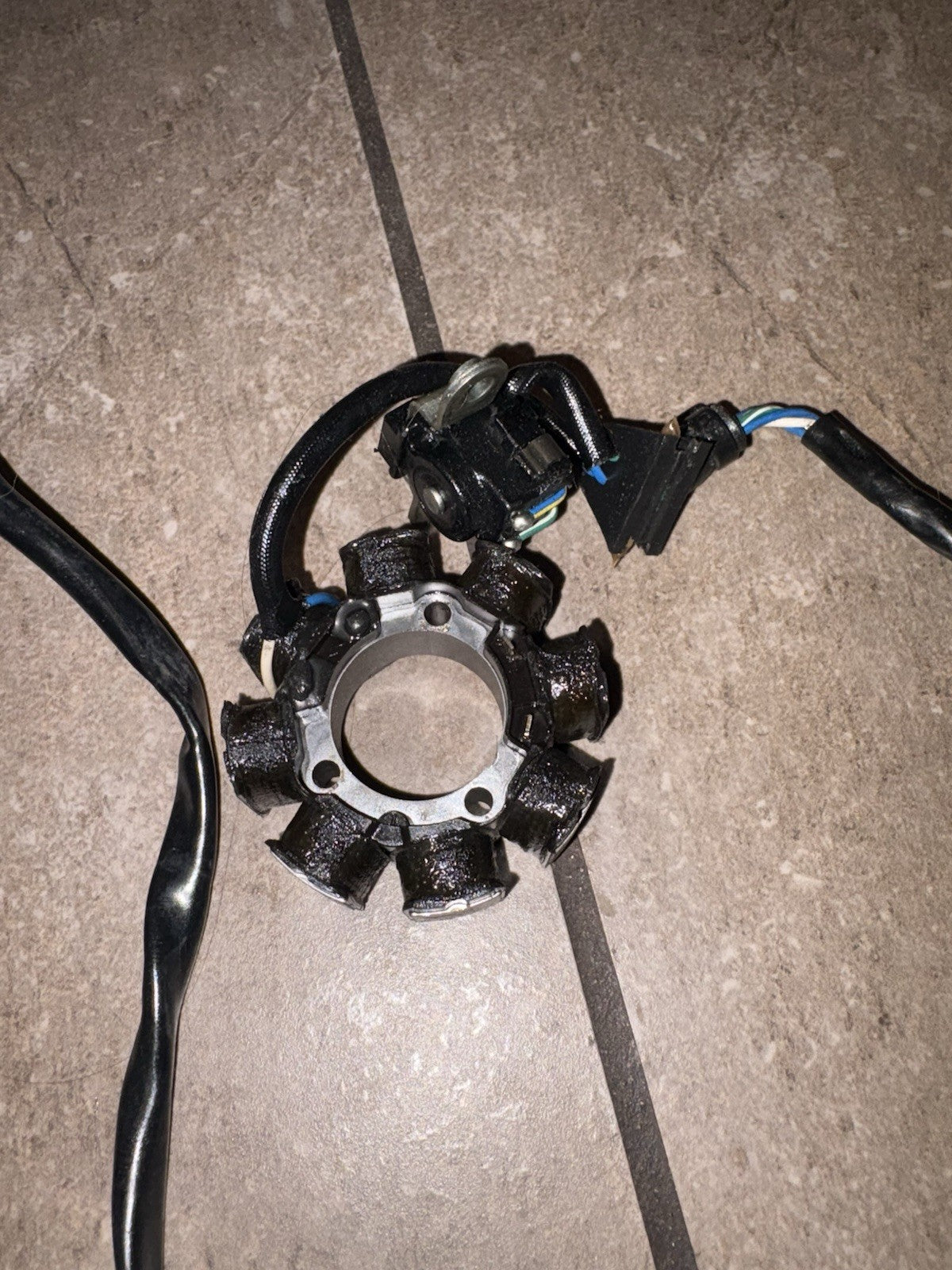 2004-2009 Honda CRF250R CRF250 R OEM Stator Generator Alternator 31120-KRN-670