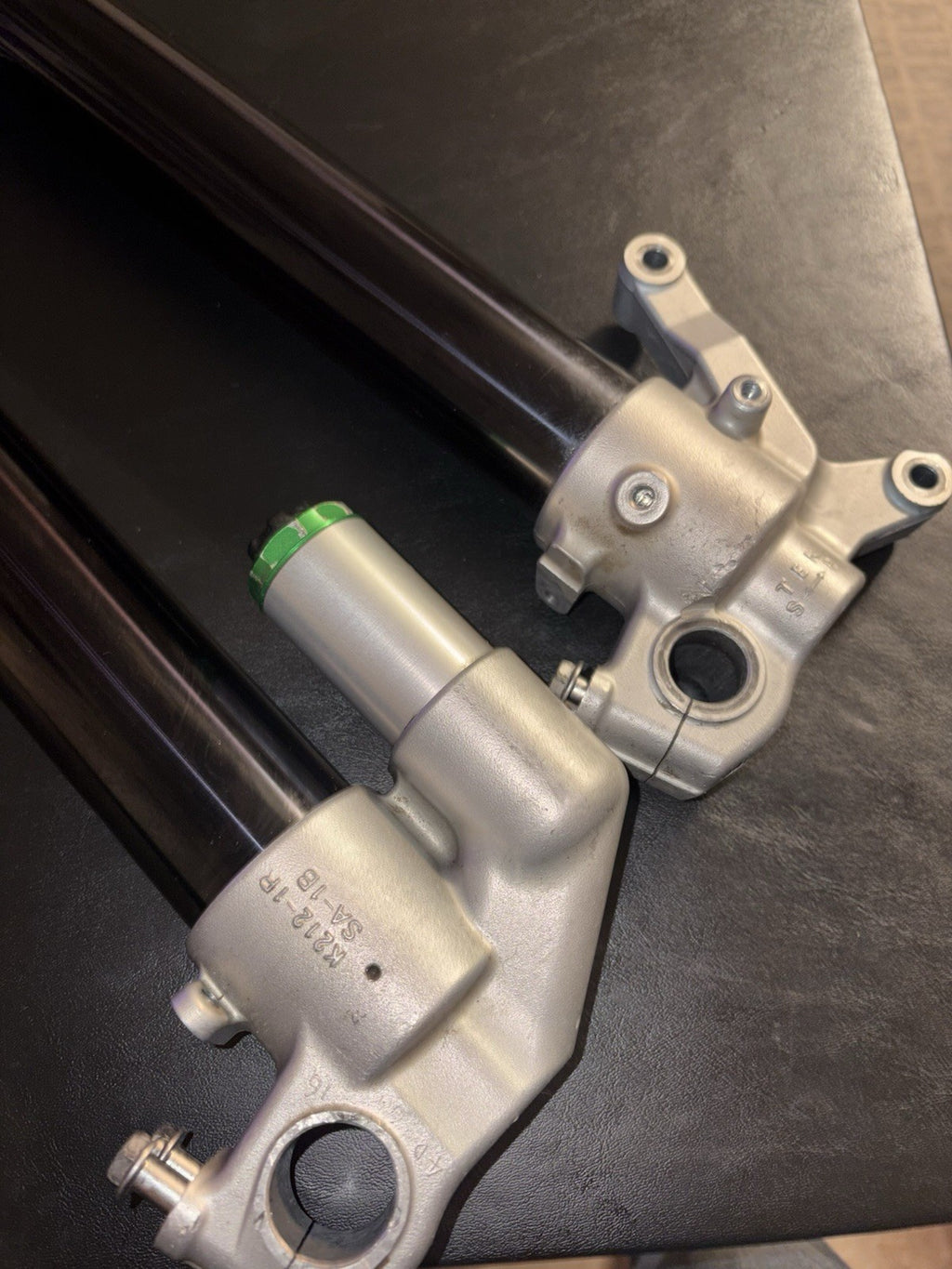 2015 KAWASAKI KX450F KX 450F OEM SHOWA AIR TAC FRONT SUSPENSION FORKS SHOCK