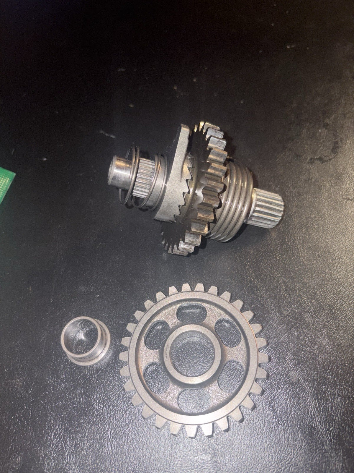2003 02-07 HONDA CR250R OEM KICK START STARTER SHAFT SPRING IDLER GEAR ASSEMBLY